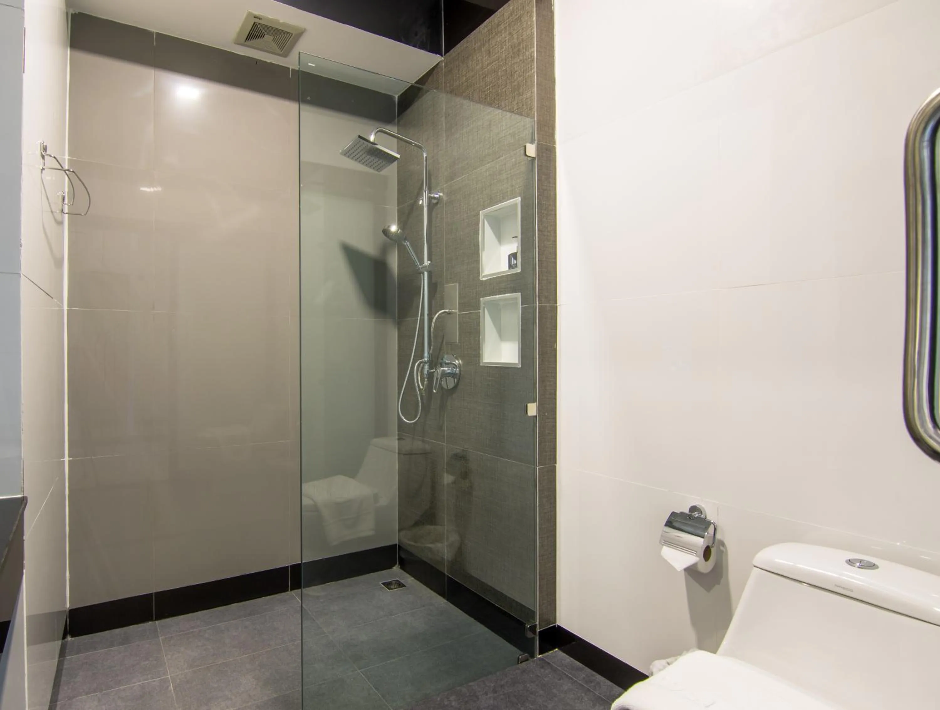 Bathroom in PSG Hotel