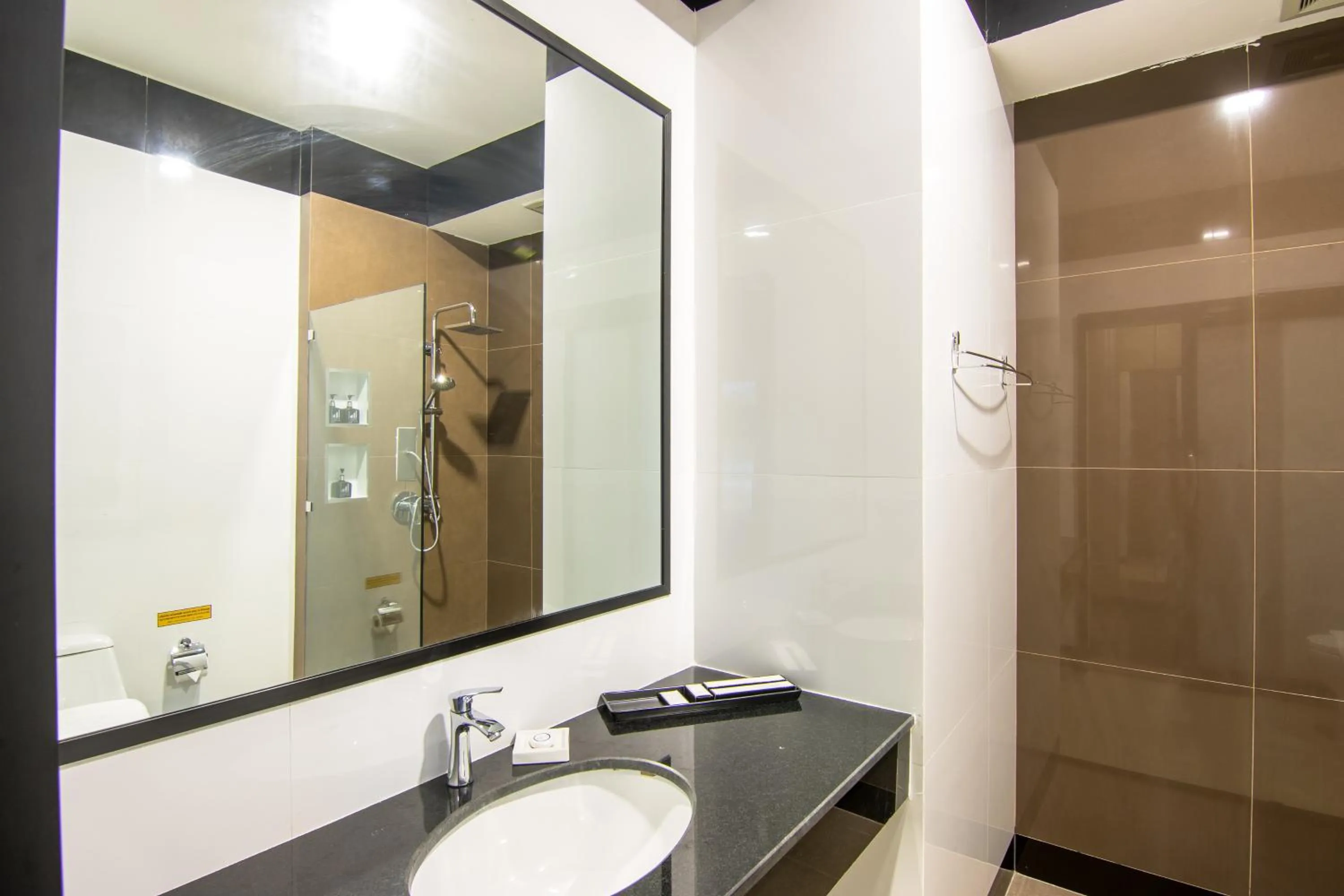 Bathroom in PSG Hotel