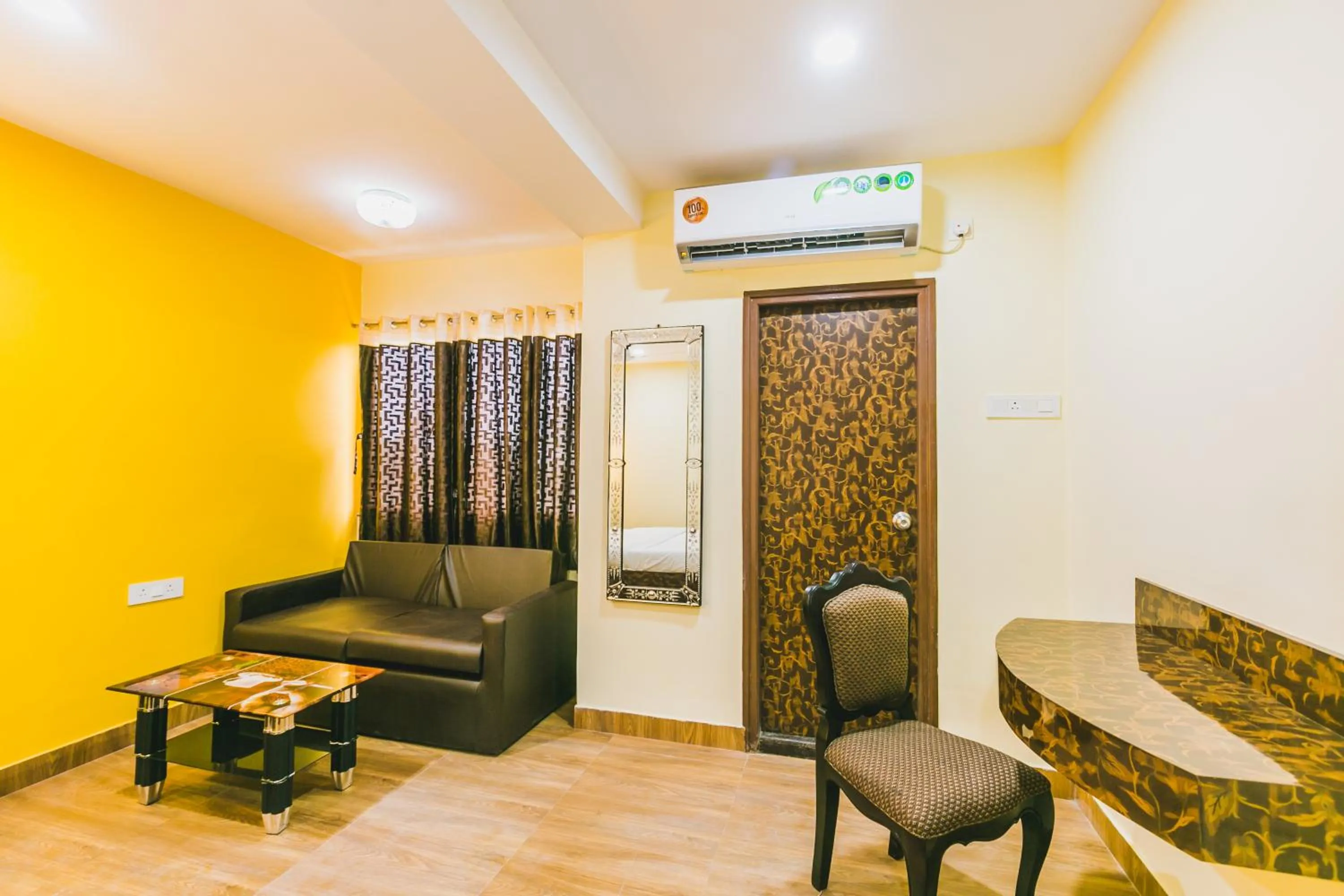 Seating area in Hotel Platinum