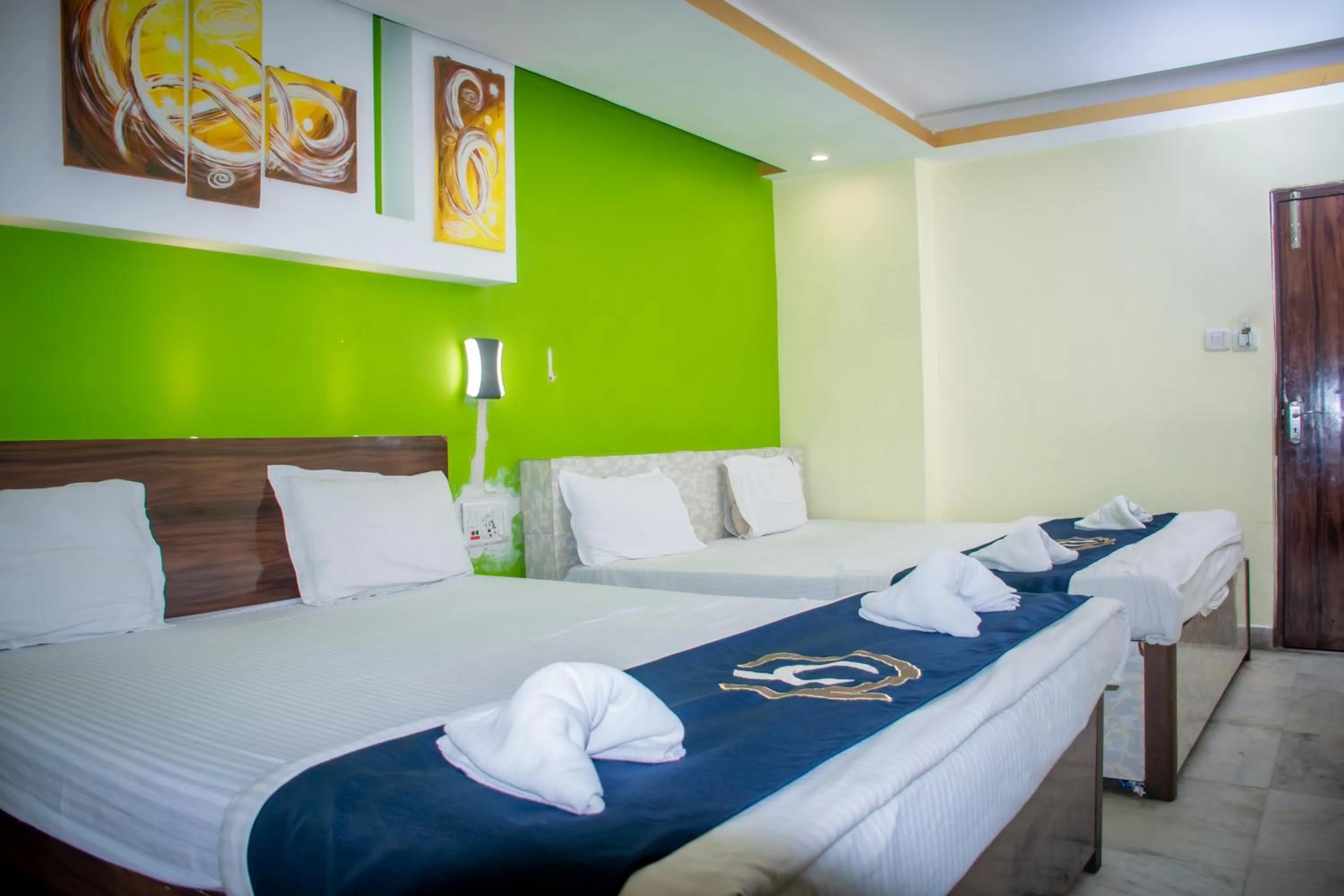 Bed in Hotel Platinum