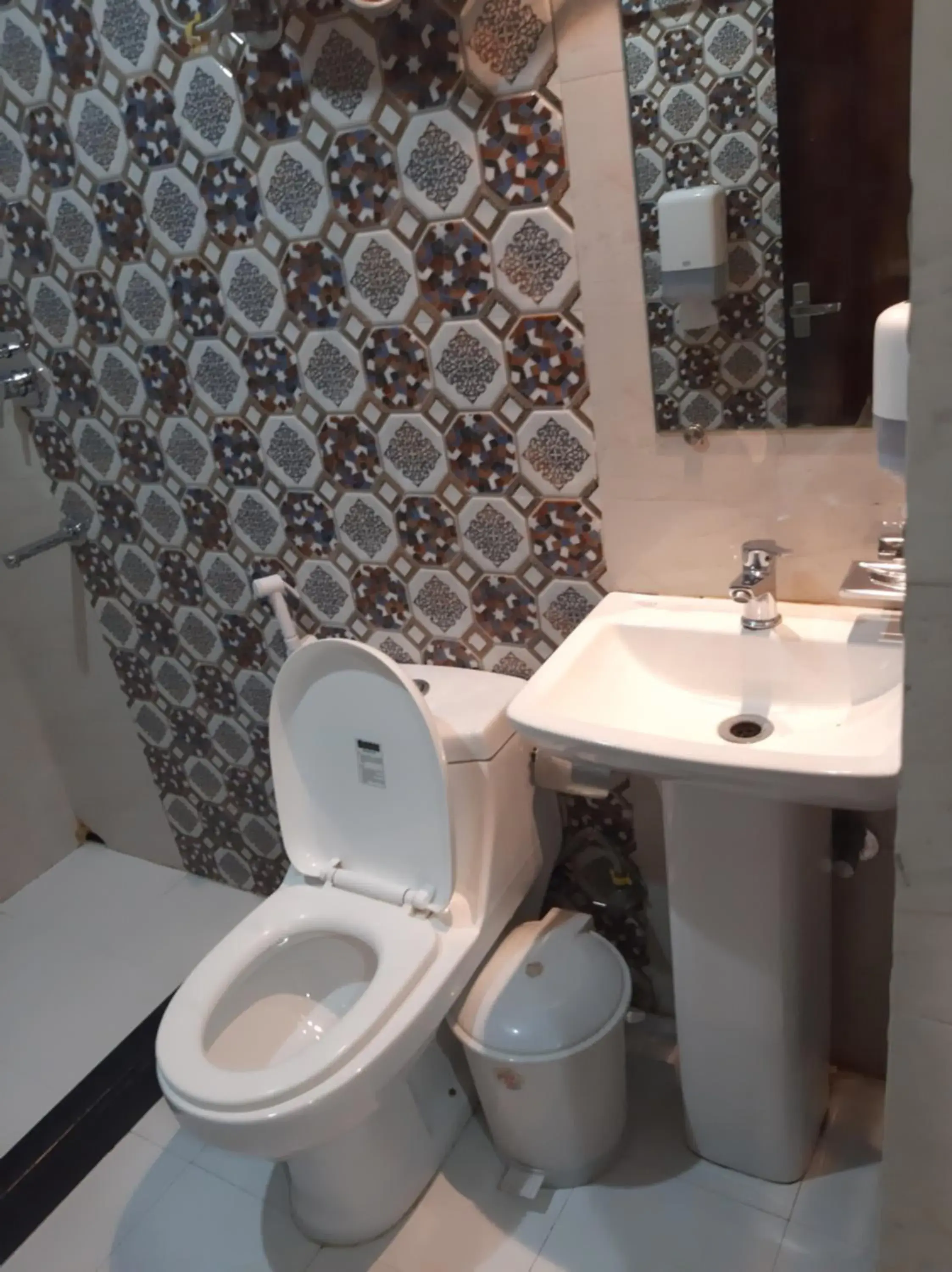 Executive Triple Room in Hotel Platinum Executive Triple Room in Hotel Platinum