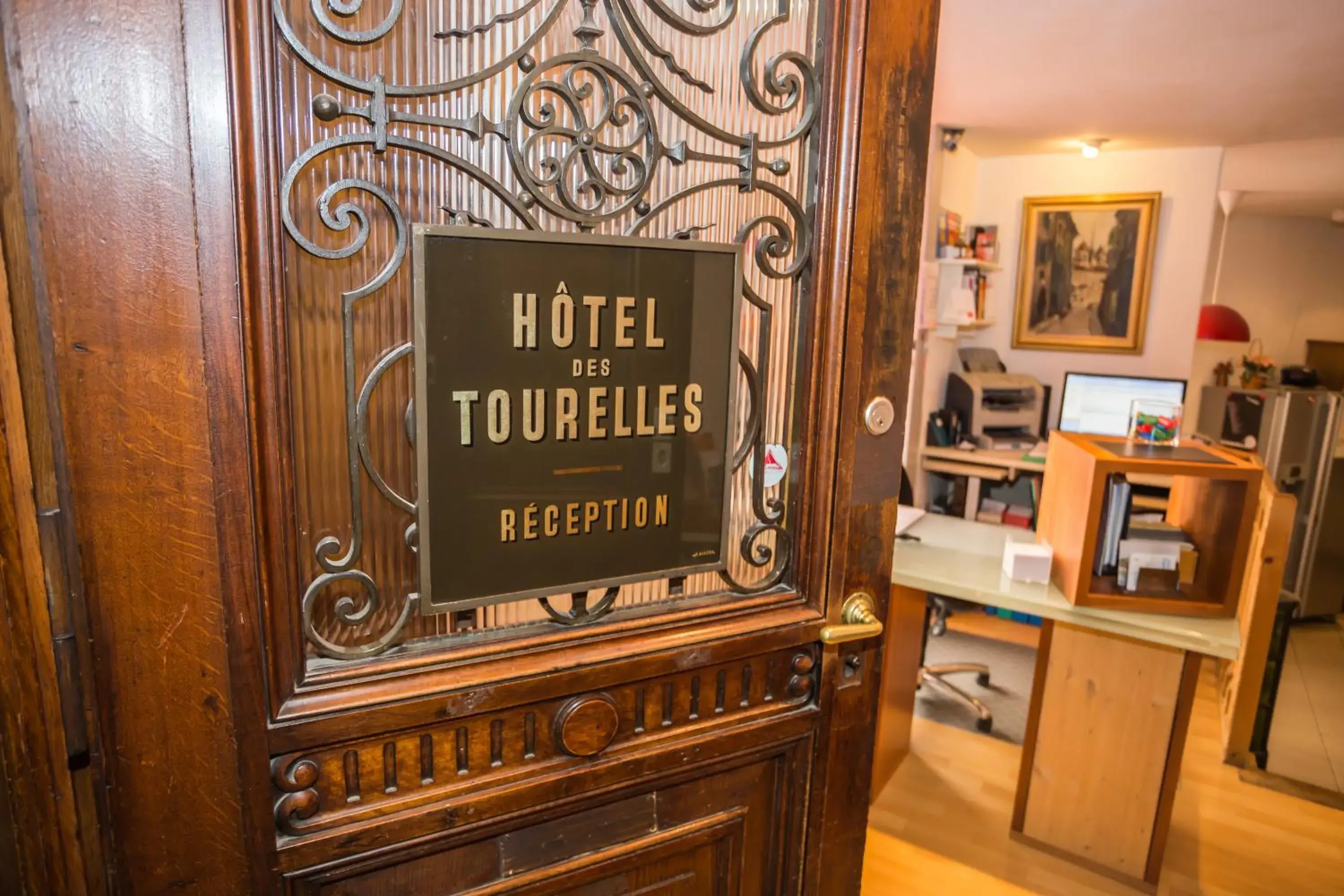 Lobby or reception in Hotel des Tourelles Lobby or reception in Hotel des Tourelles