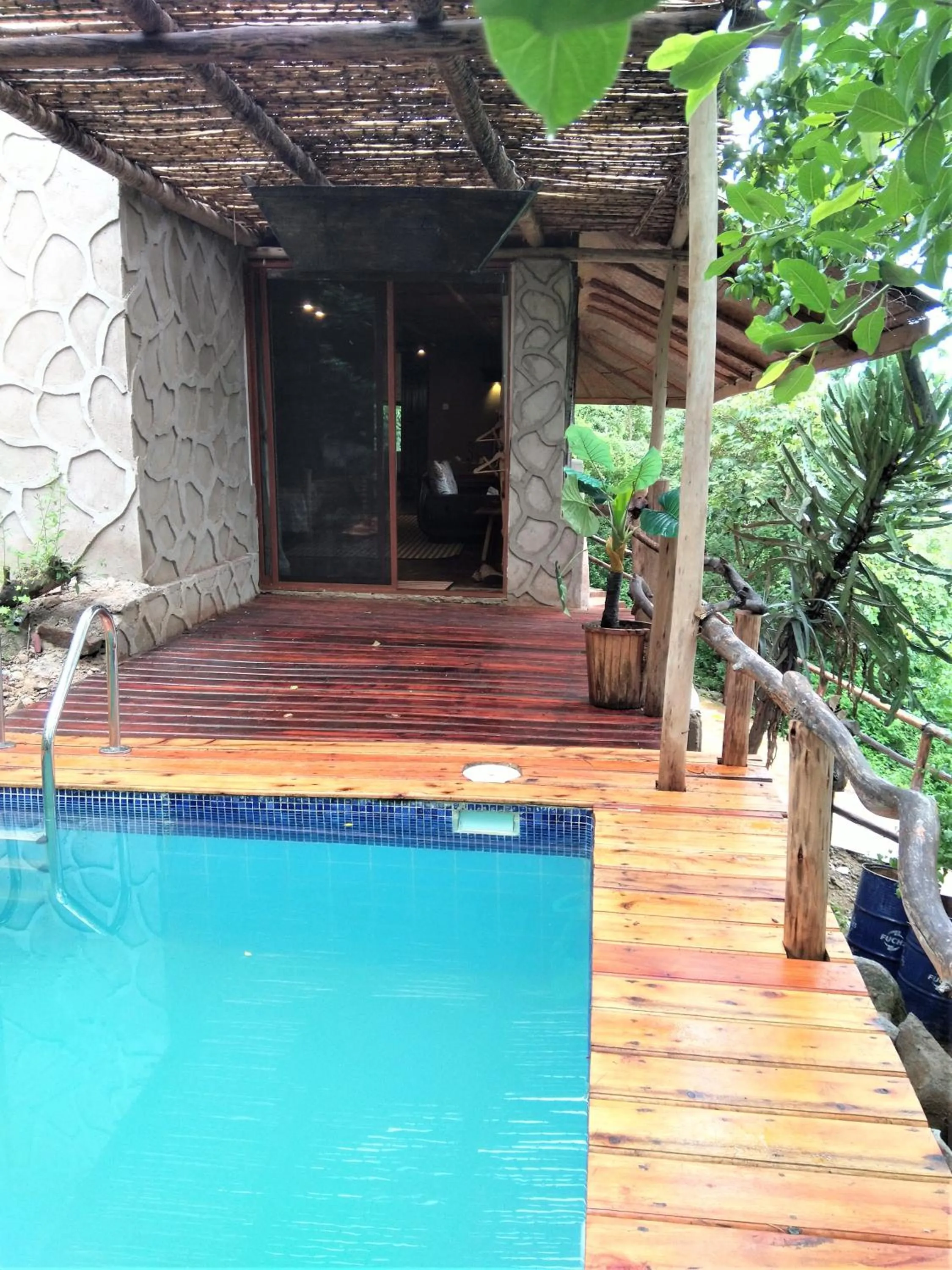 Swimming pool in Wag Hill Lodge & Spa