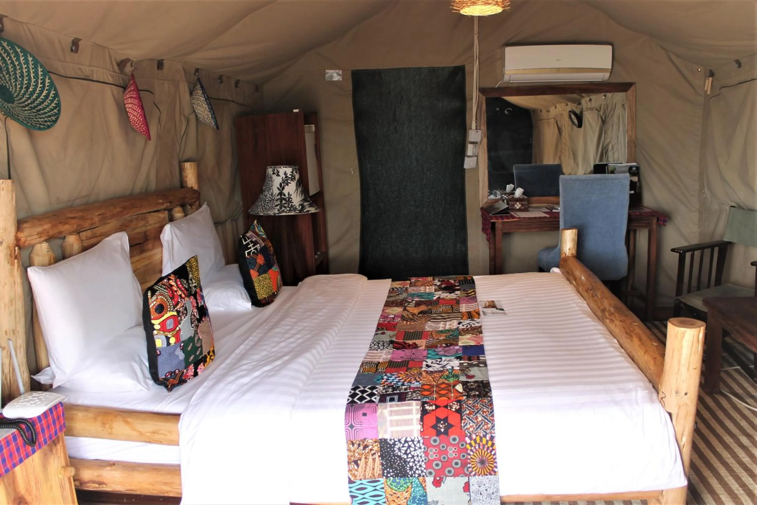 Photo of the whole room, Bed in Wag Hill Lodge & Spa