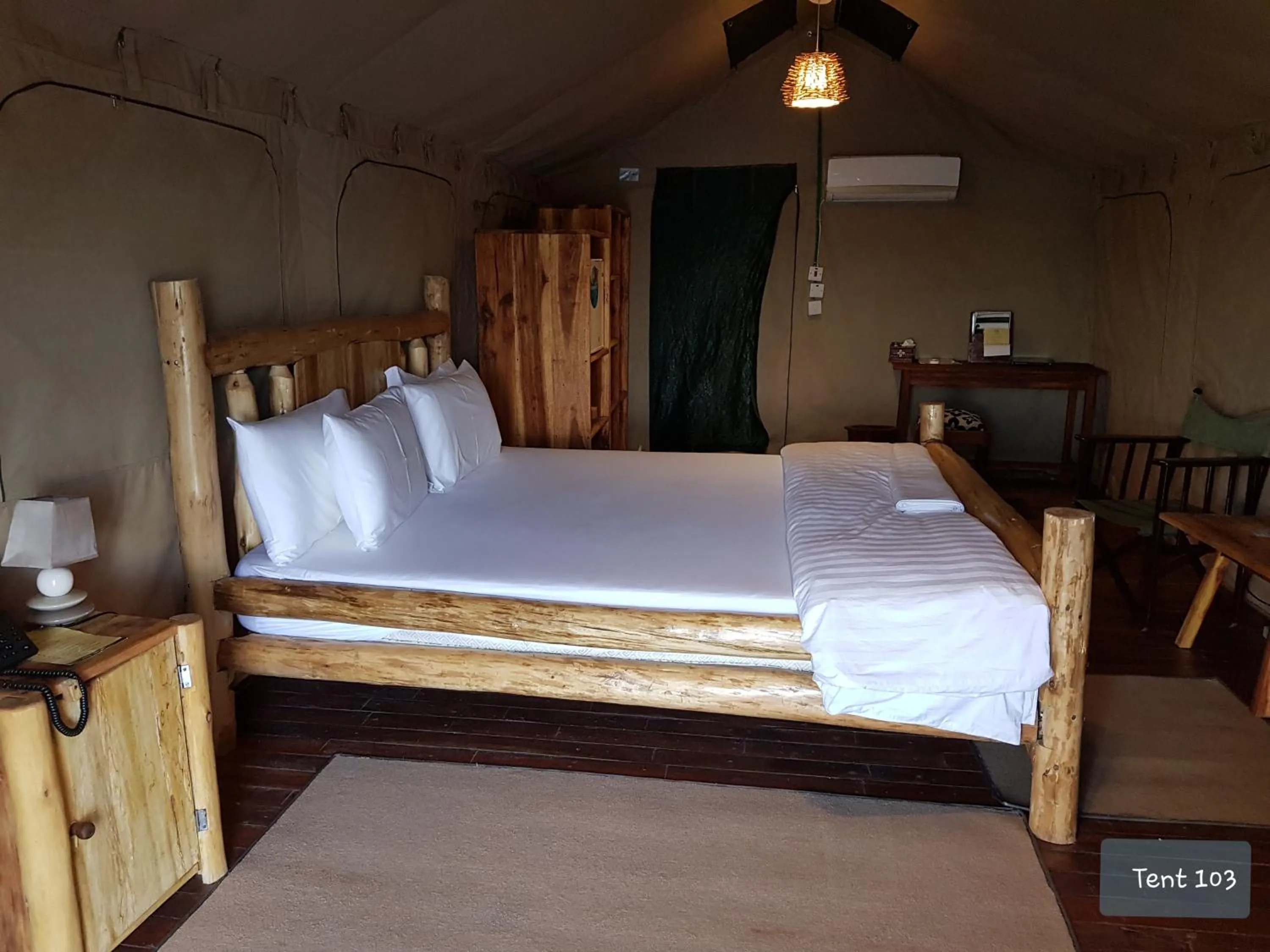 Bedroom, Bed in Wag Hill Lodge & Spa
