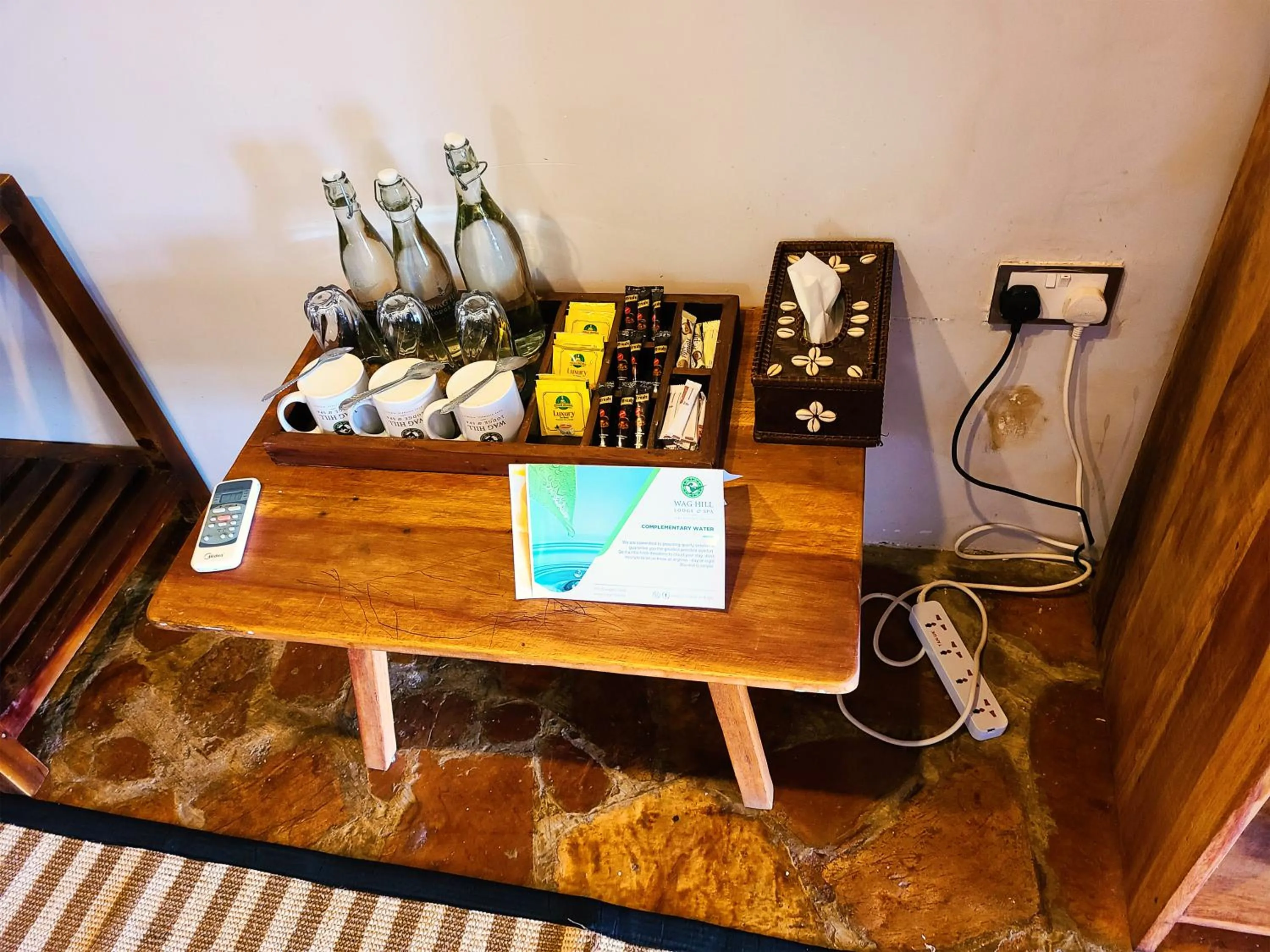 Coffee/tea facilities in Wag Hill Lodge & Spa