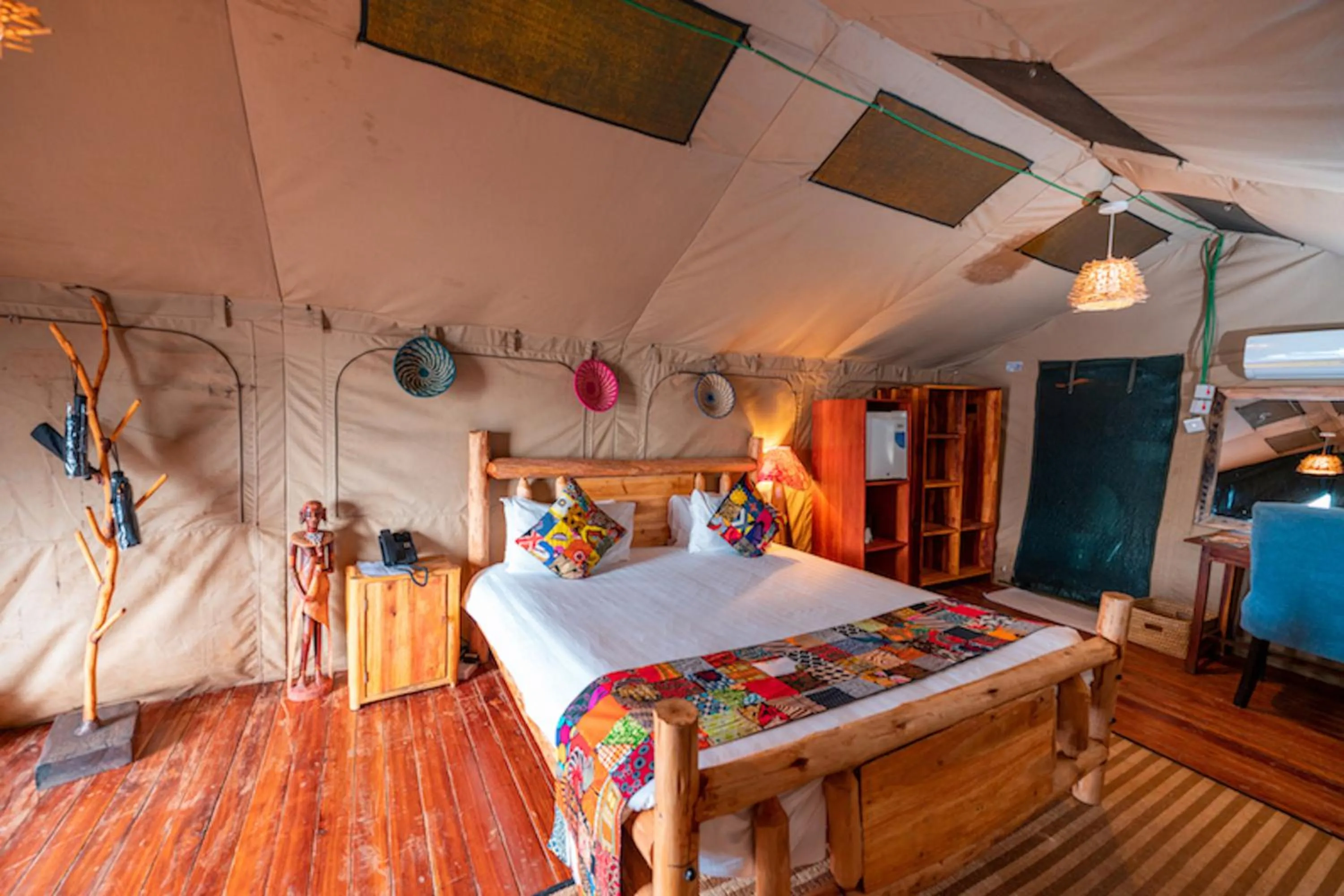 Photo of the whole room, Bed in Wag Hill Lodge & Spa