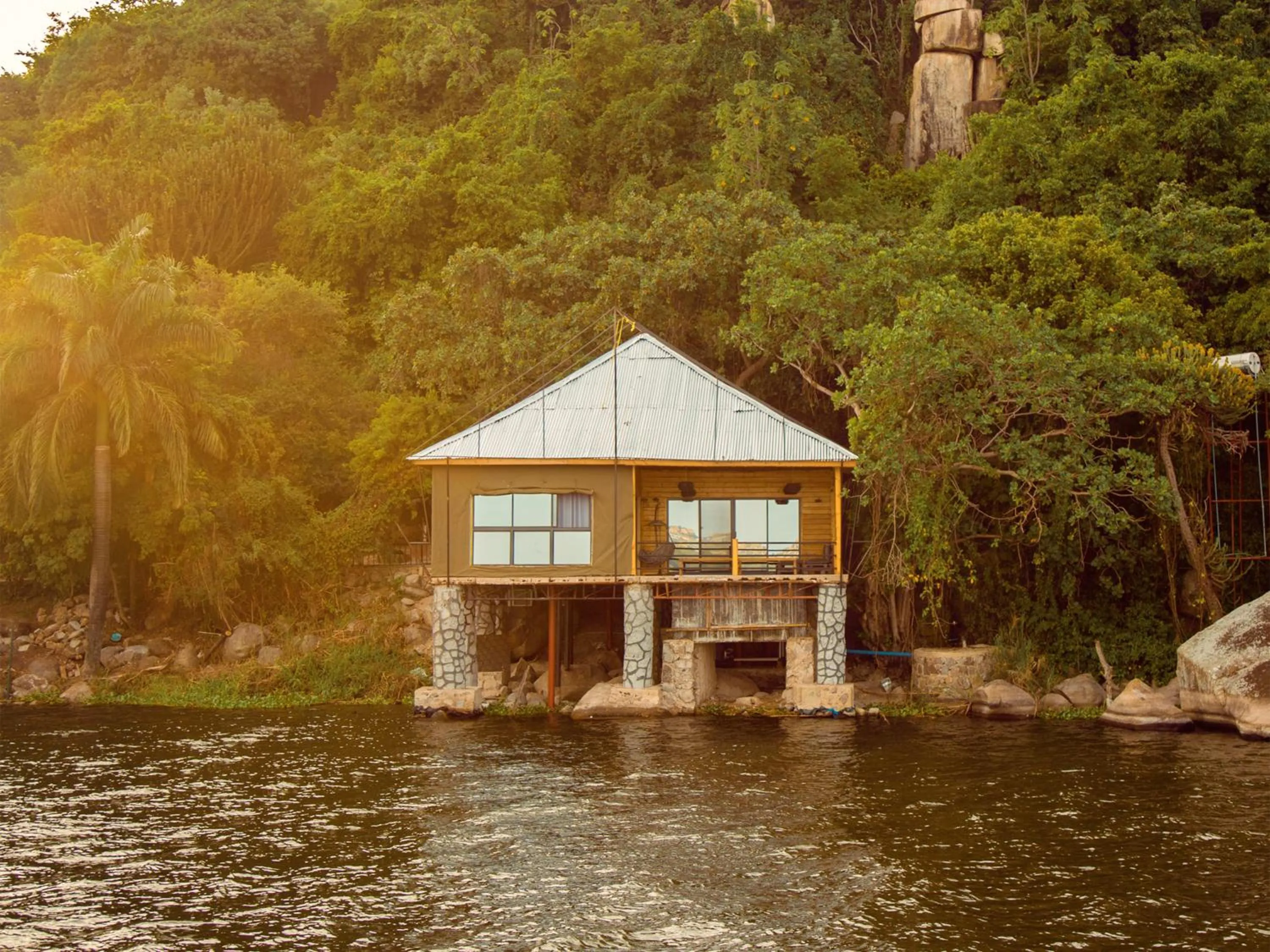 Property building in Wag Hill Lodge & Spa