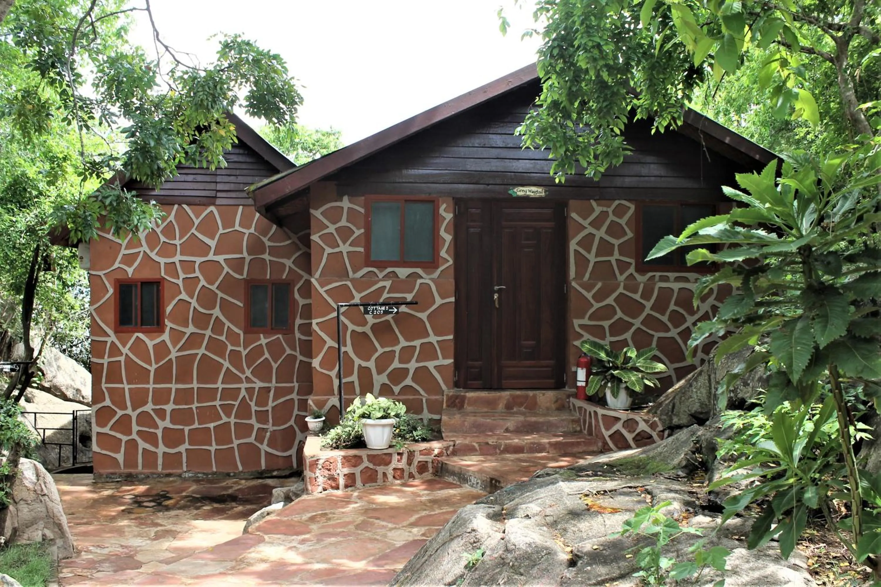 Property building in Wag Hill Lodge & Spa