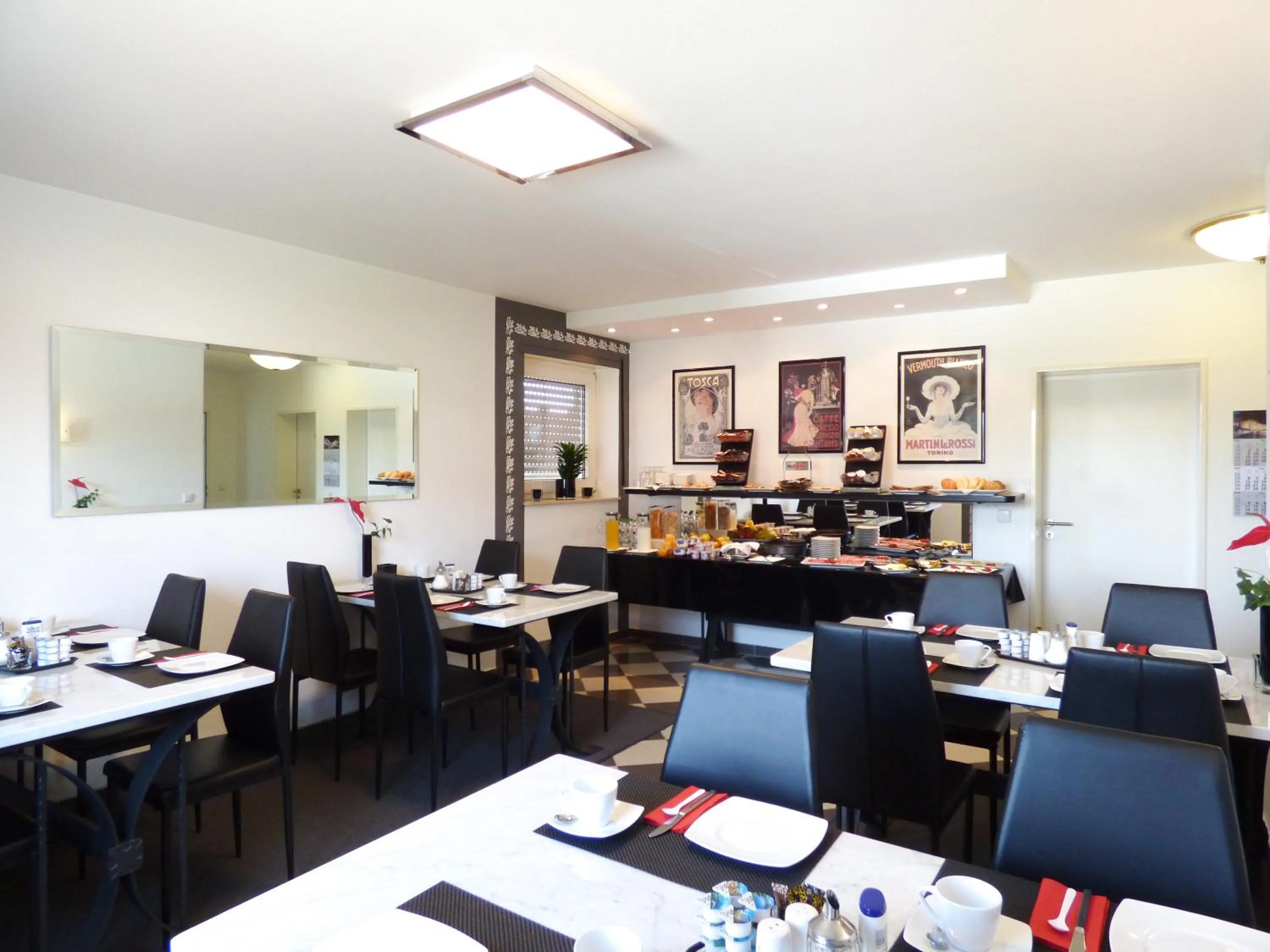 Buffet breakfast in Hotel Alt Büttgen