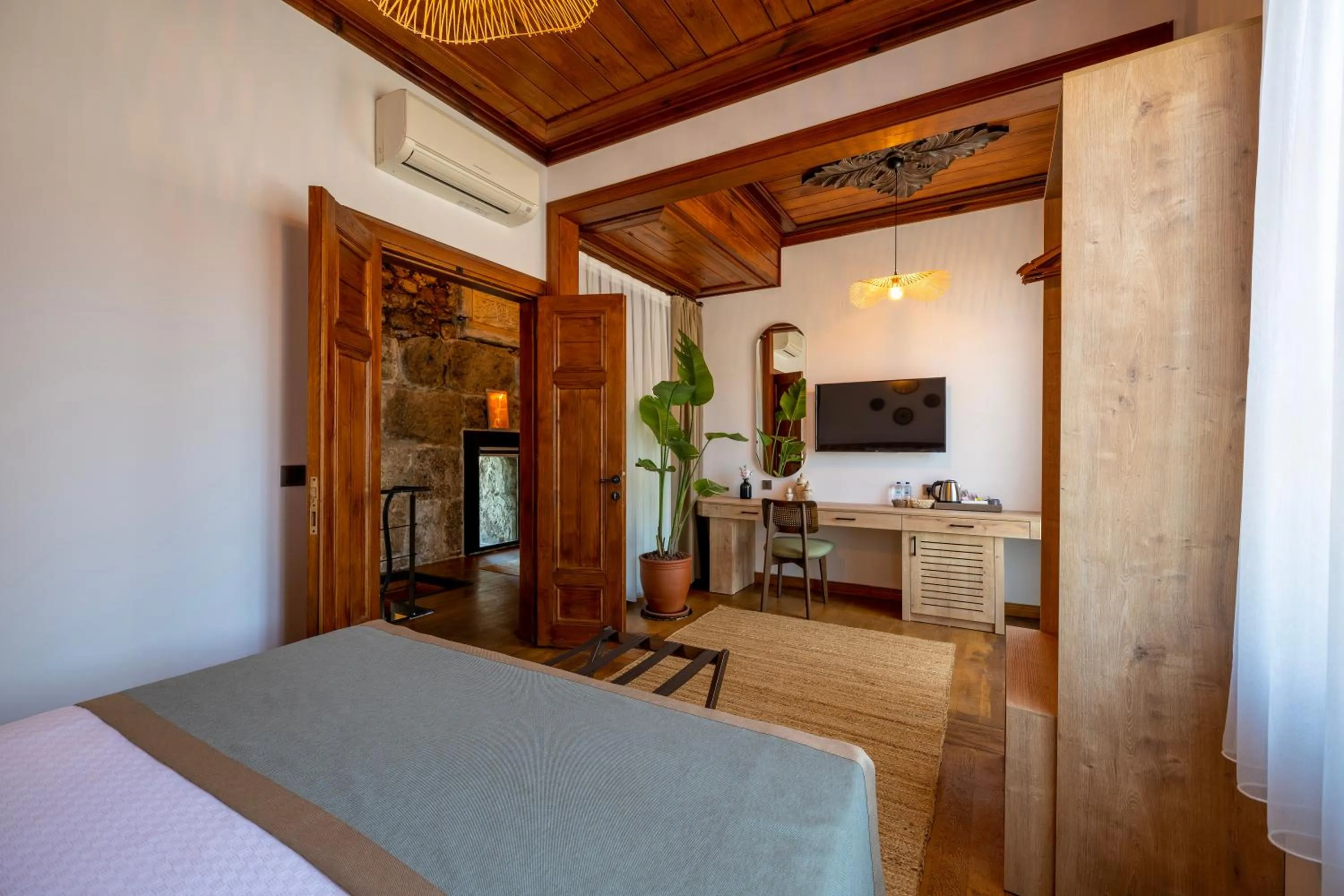 Bed in Route Hotel Kaleici - Adult Only (12+)