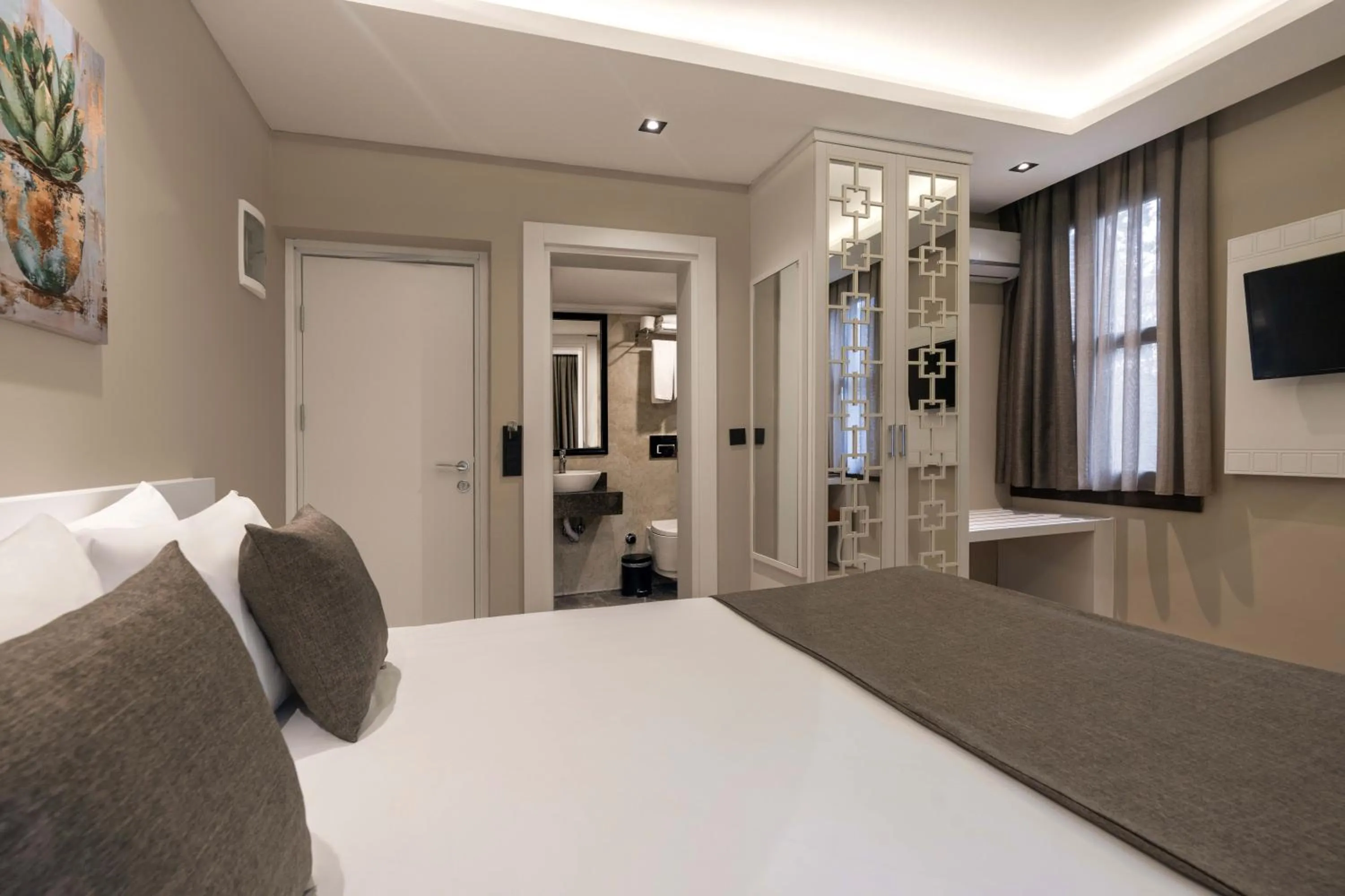 Bed in Route Hotel Kaleici - Adult Only (12+)