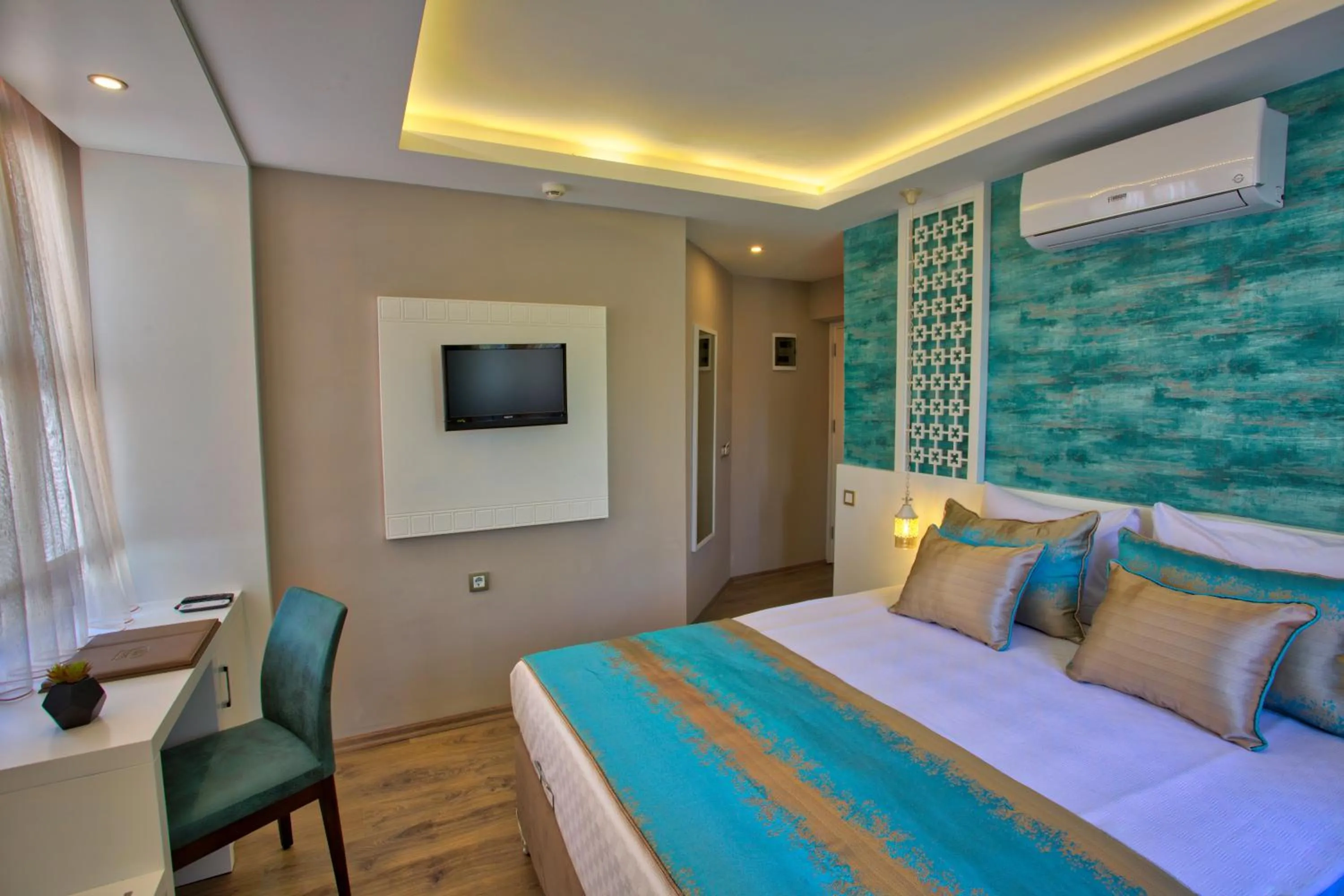 Bed in Route Hotel Kaleici - Adult Only (12+)