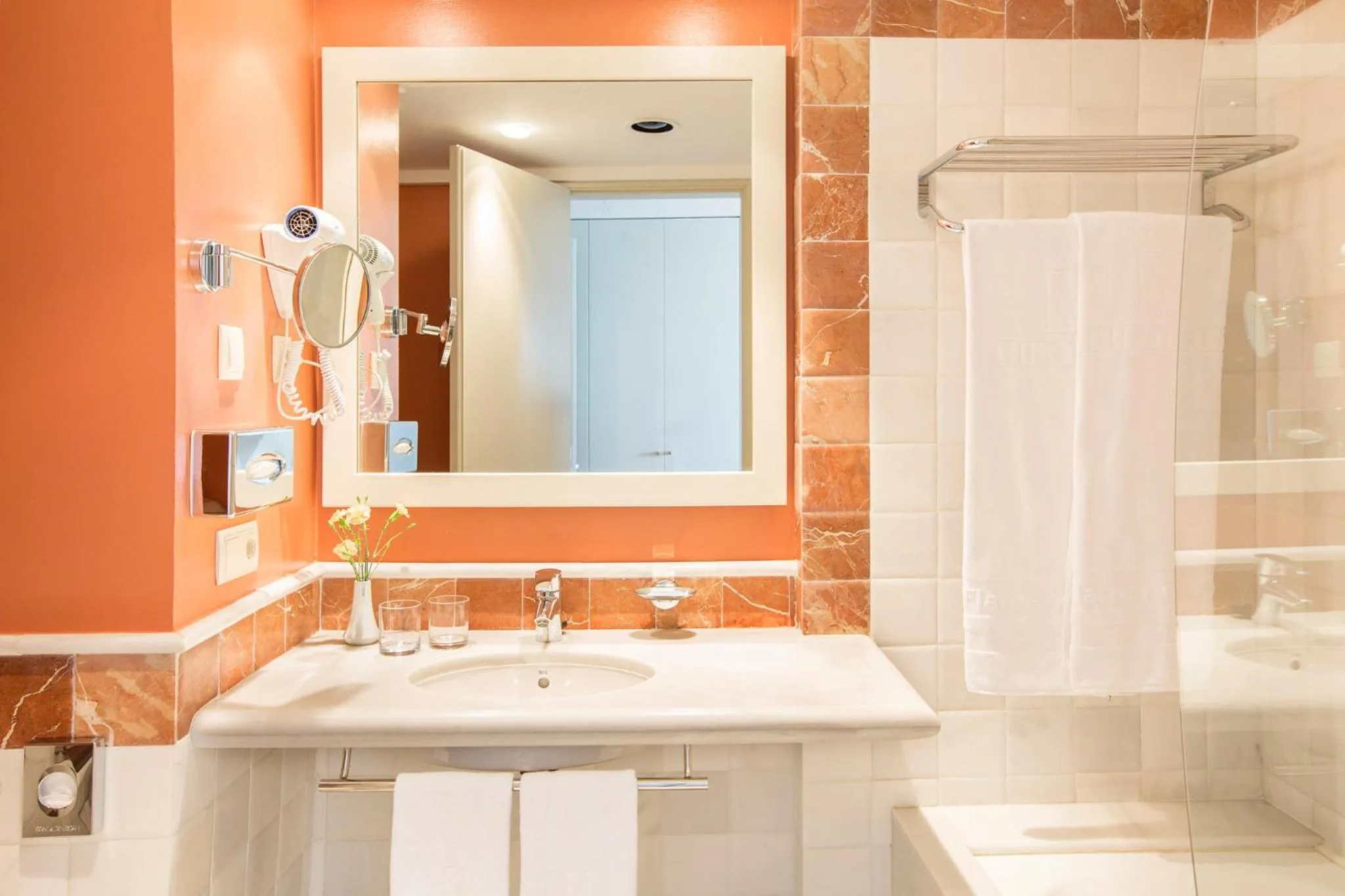 Bathroom in Hipotels Flamenco Conil