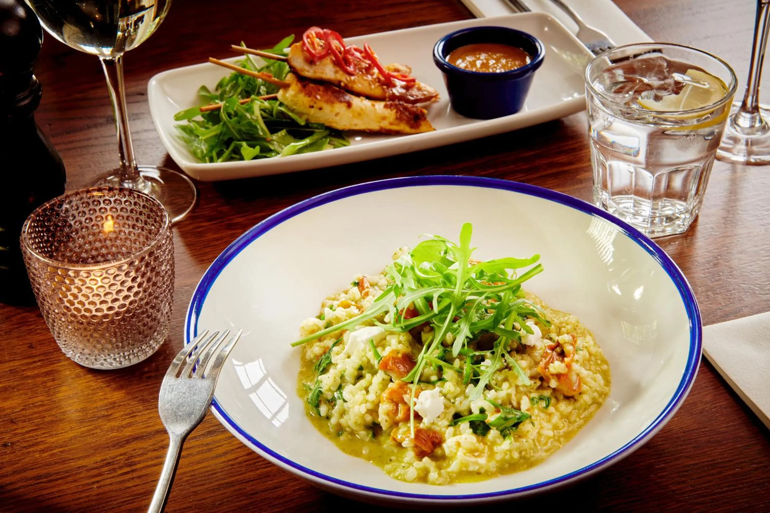 Food and drinks in The Jug And Bottle