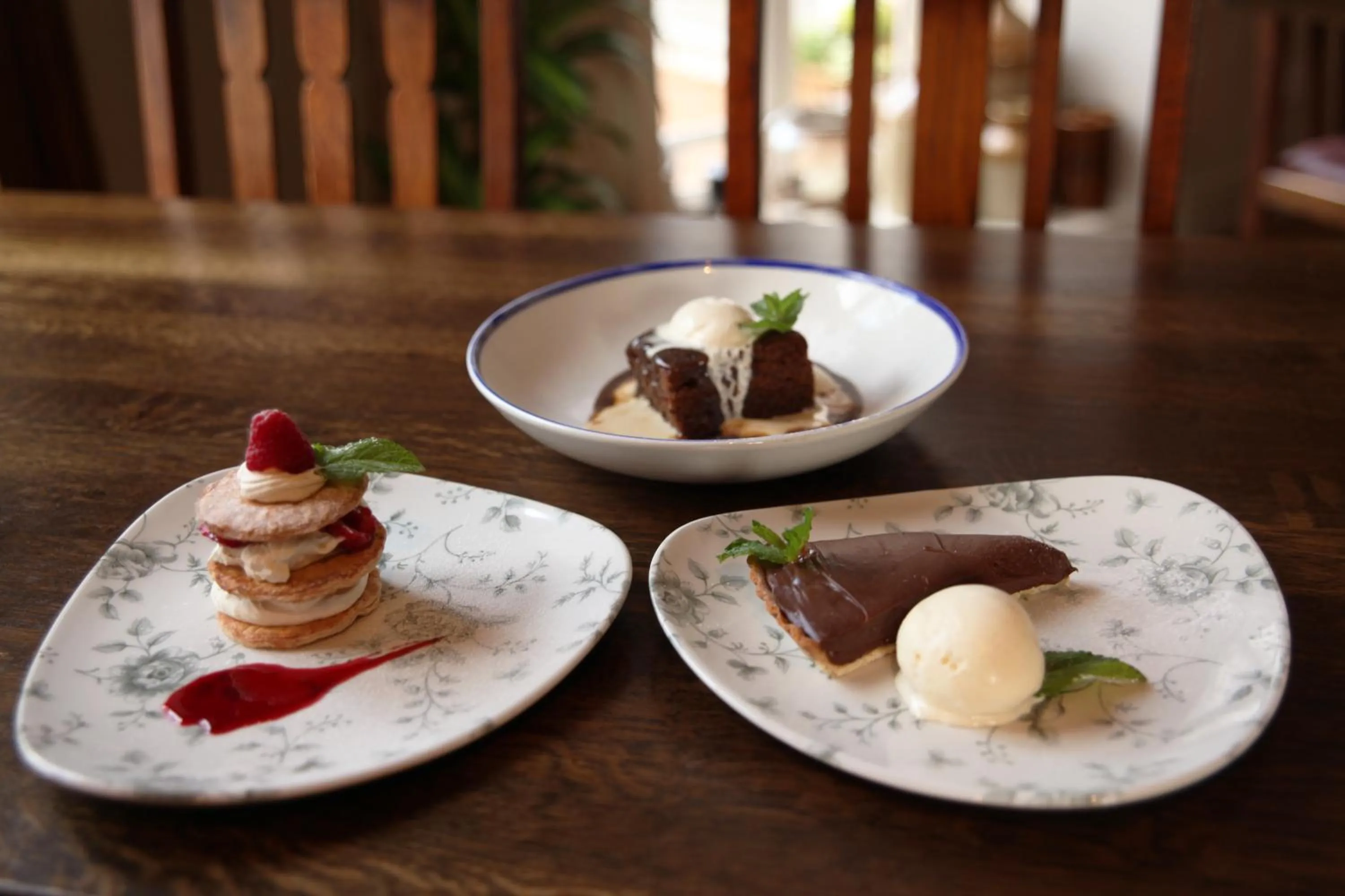 Lunch in The Jug And Bottle