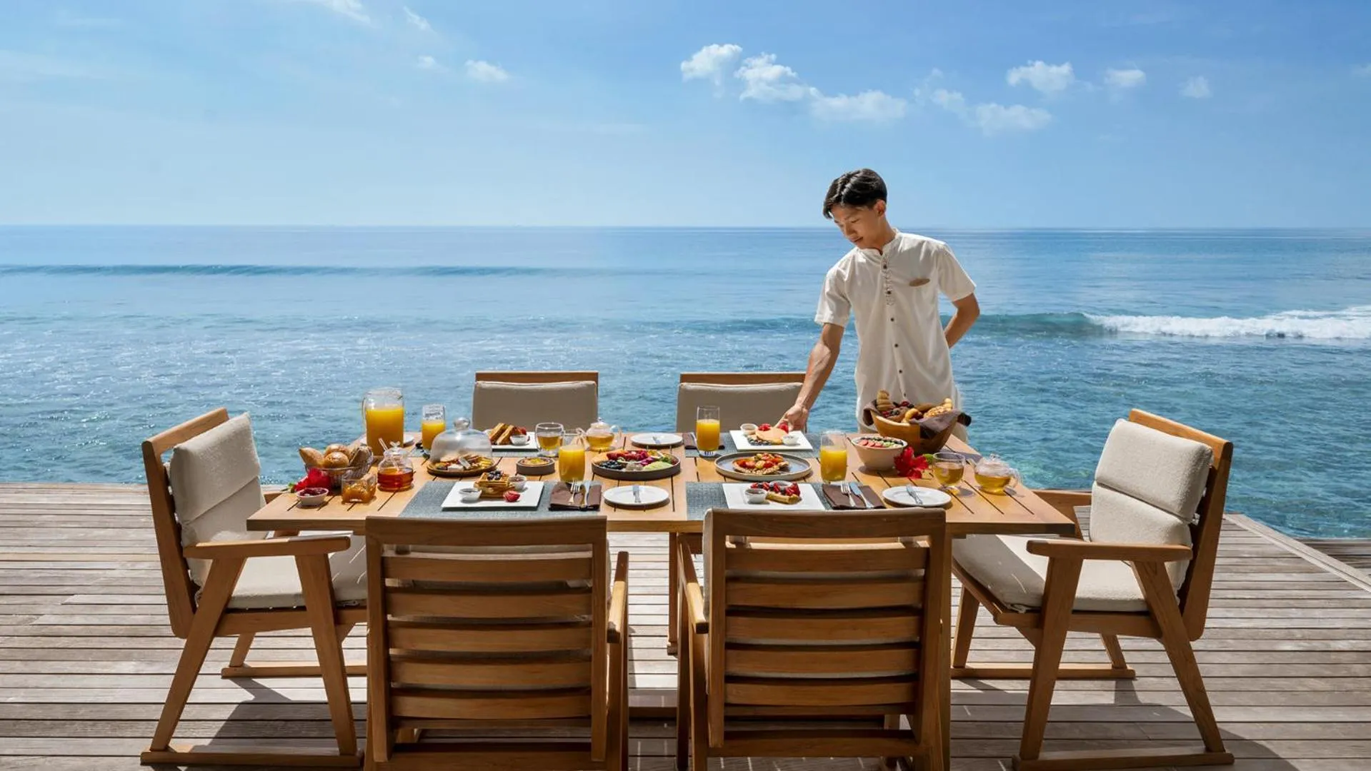 Dining area in Naladhu Private Island Maldives