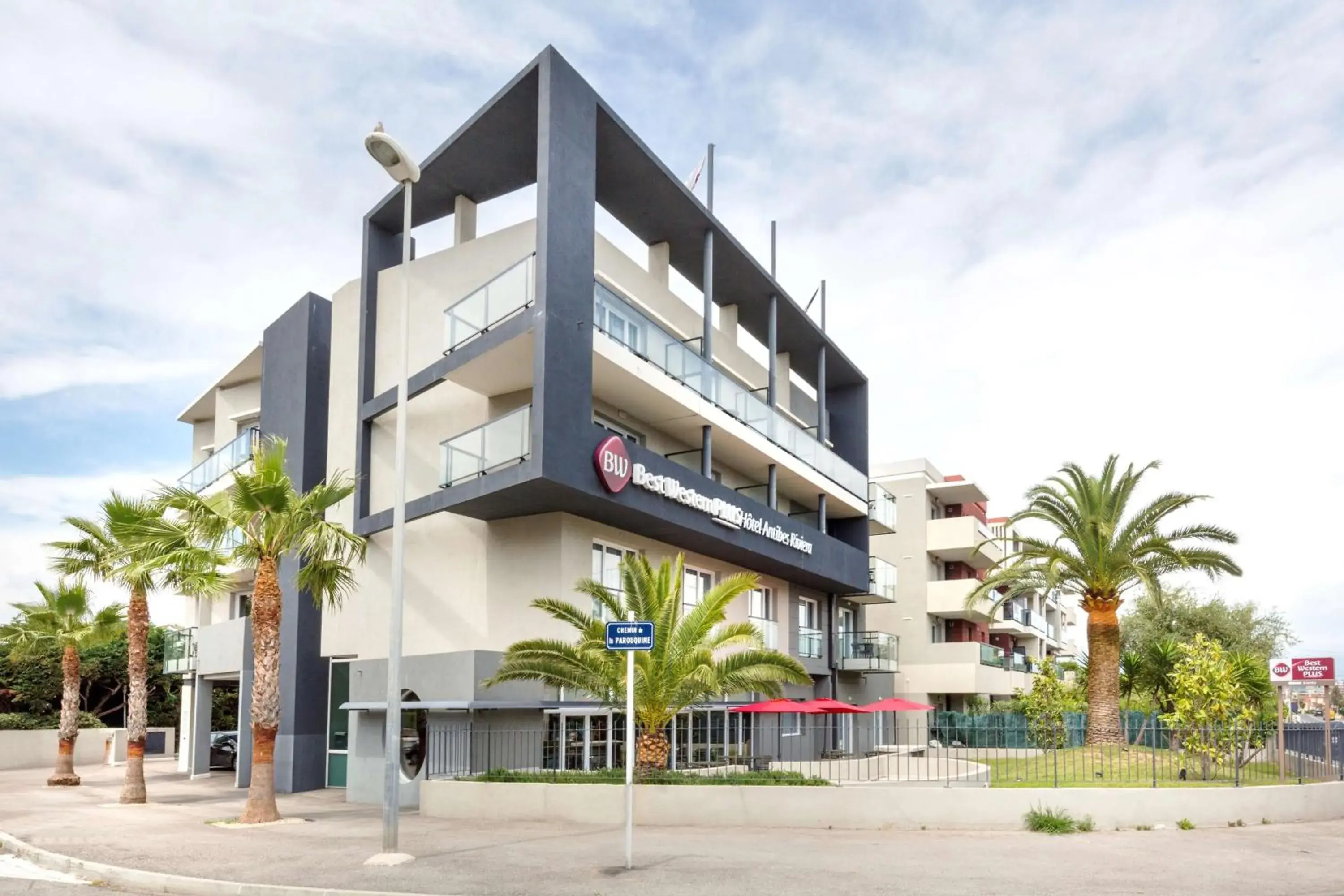 Property building in Best Western Plus Antibes Riviera Property building in Best Western Plus Antibes Riviera