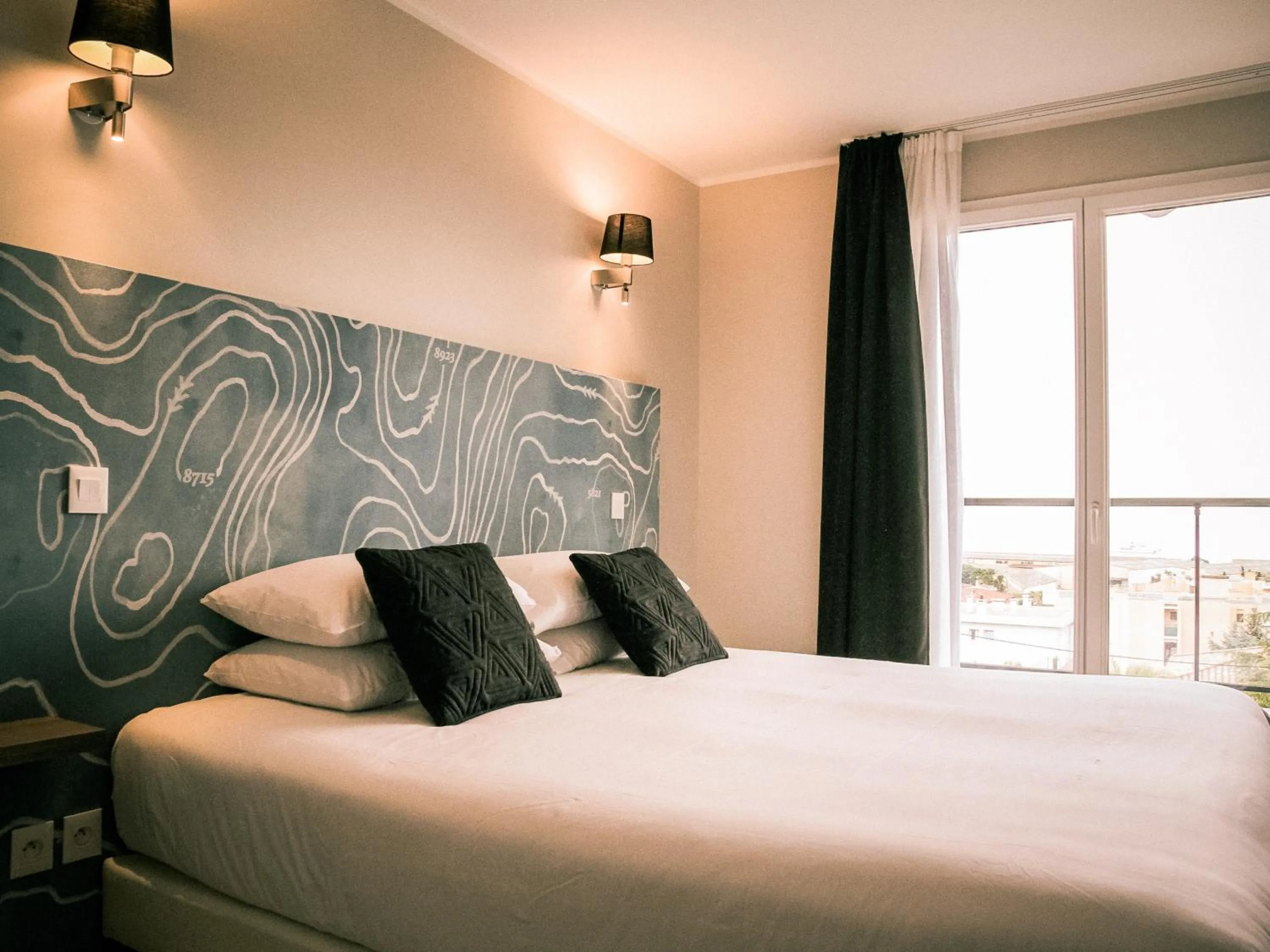 Bedroom, Bed in Best Western Plus Antibes Riviera