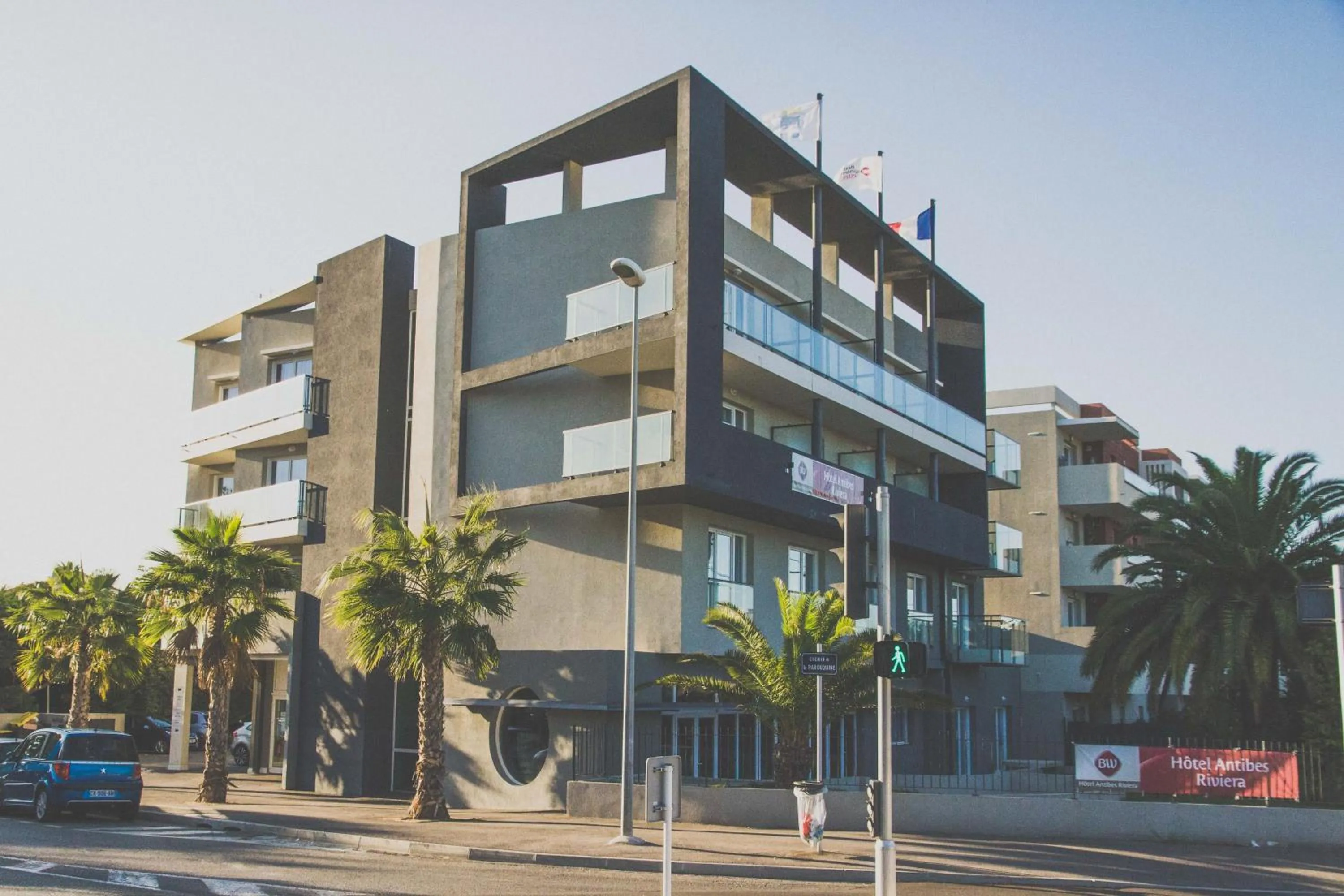 Facade/entrance in Best Western Plus Antibes Riviera