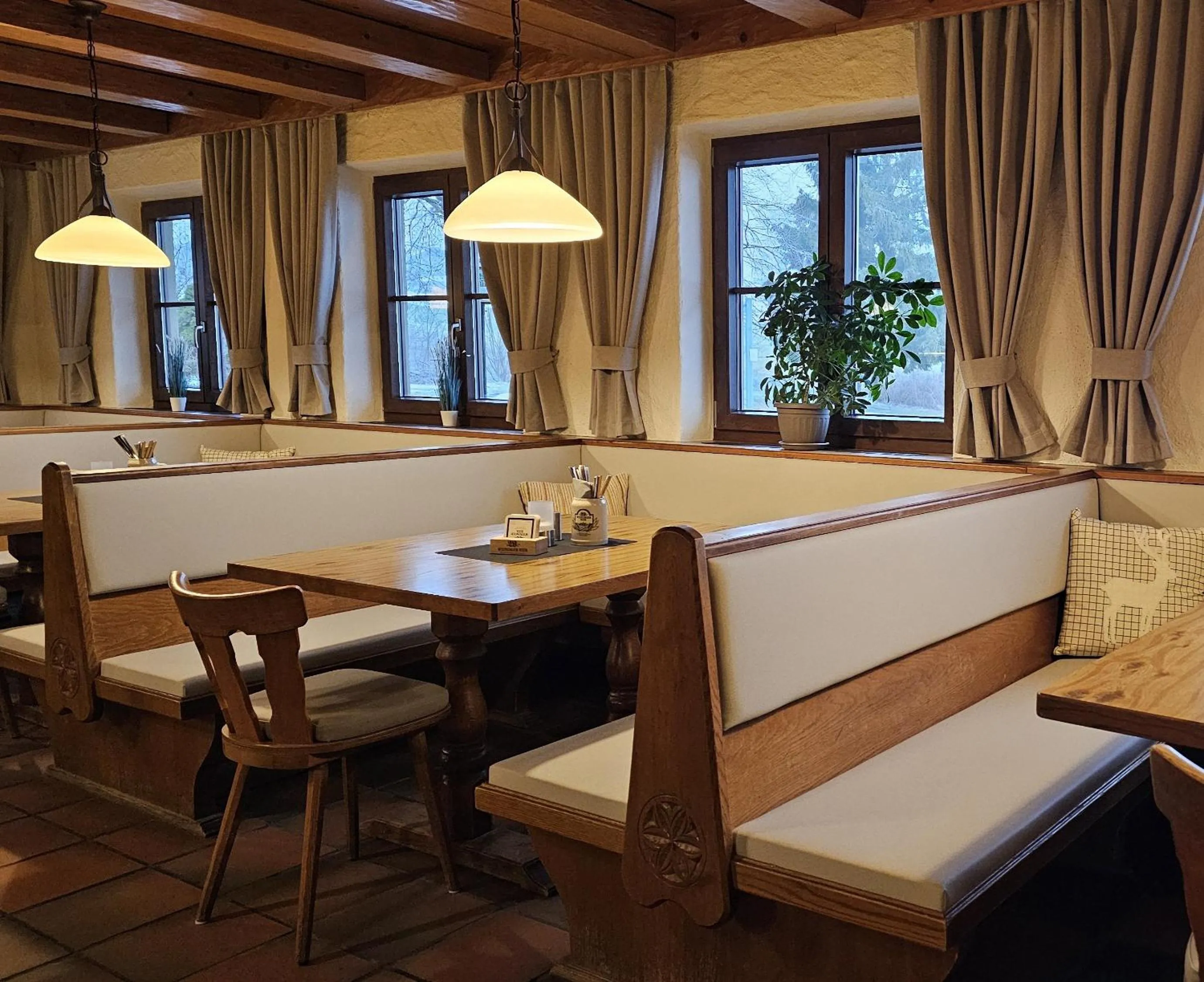 Restaurant/places to eat in Landgasthof Schwarzberg