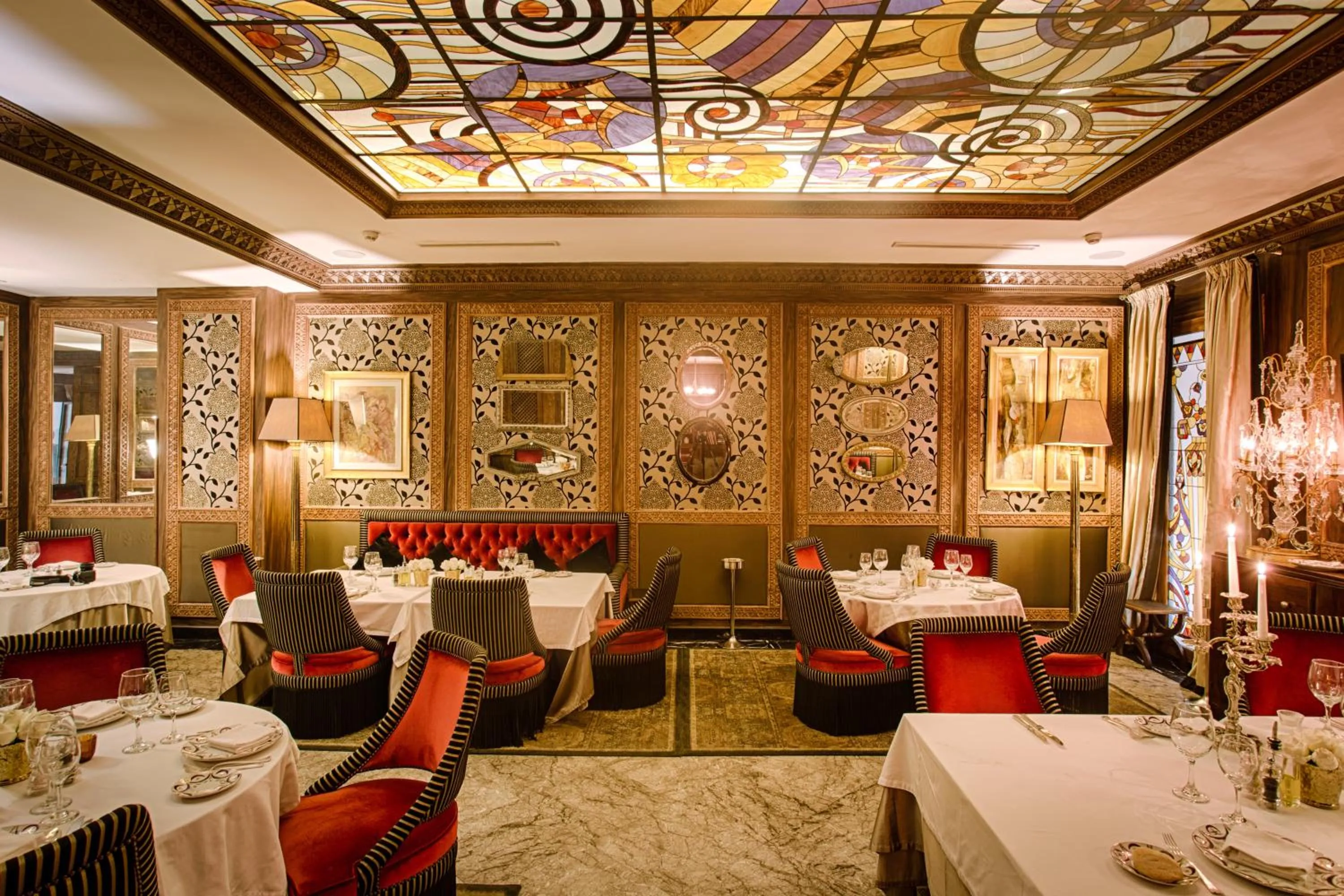 Restaurant/places to eat in Hôtel particulier Le DOGE - Relais & Châteaux