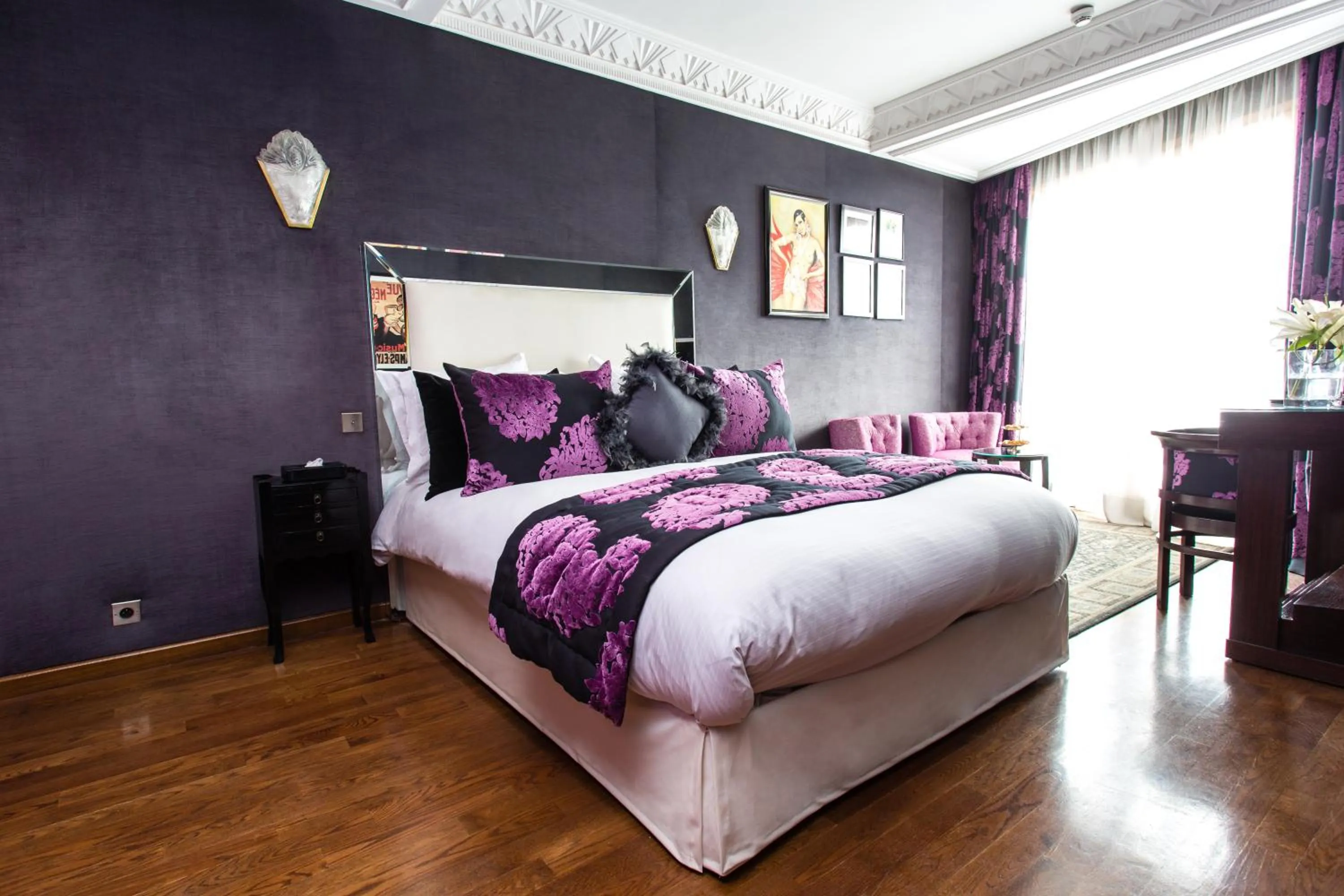 Bedroom, Bed in Hôtel particulier Le DOGE - Relais & Châteaux