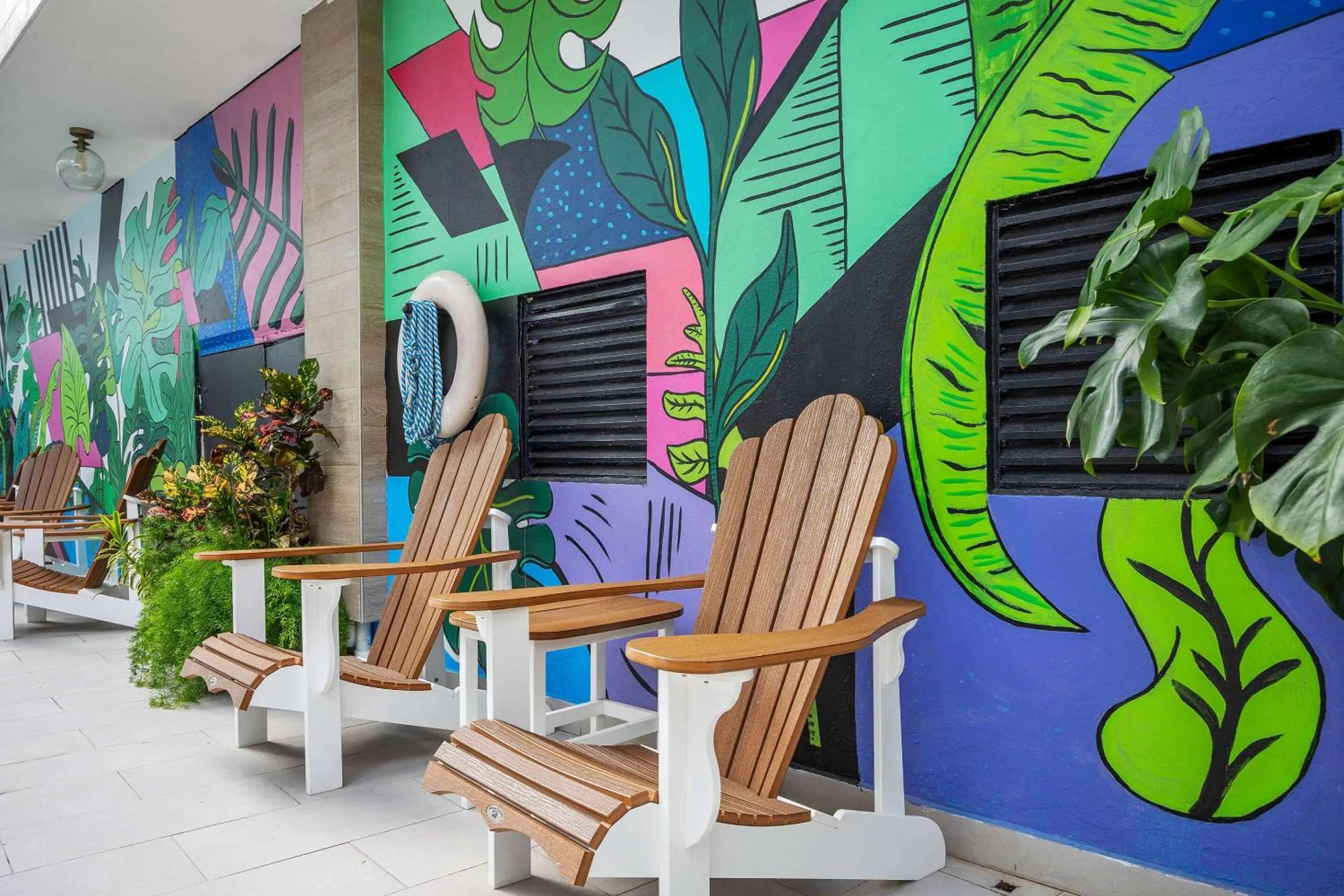 Swimming pool in Abitta Boutique Hotel, Ascend Hotel Collection