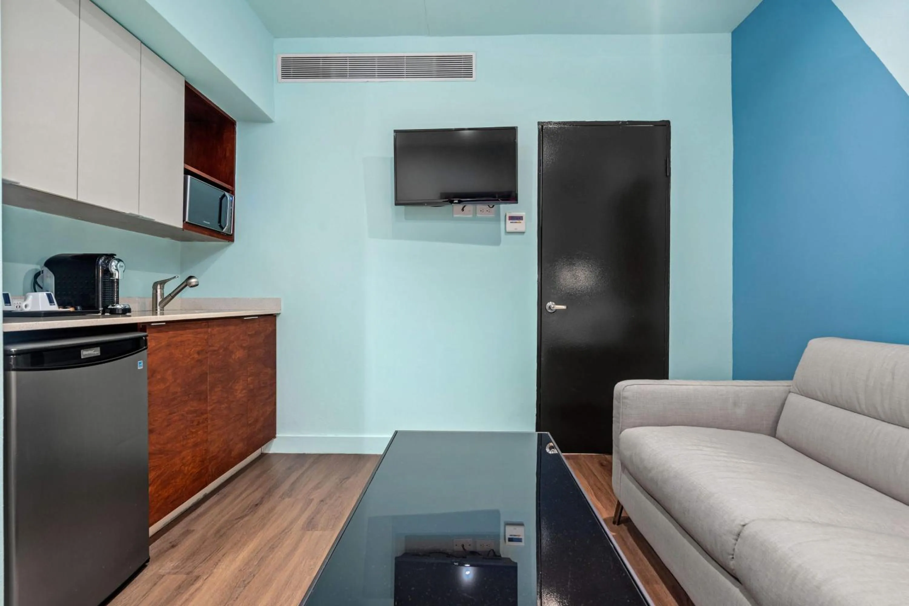 Coffee/tea facilities in Abitta Boutique Hotel, Ascend Hotel Collection