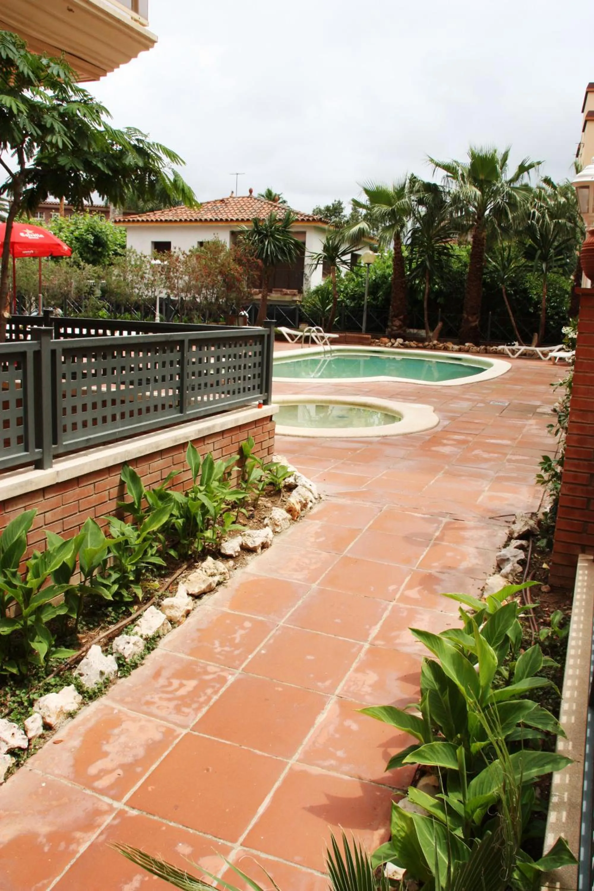 Swimming pool in Apartamentos Imperial