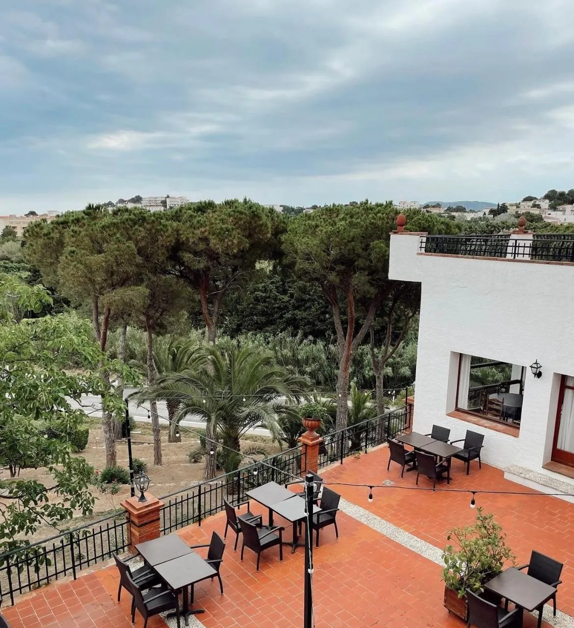 Property building in Hotel Gri-Mar