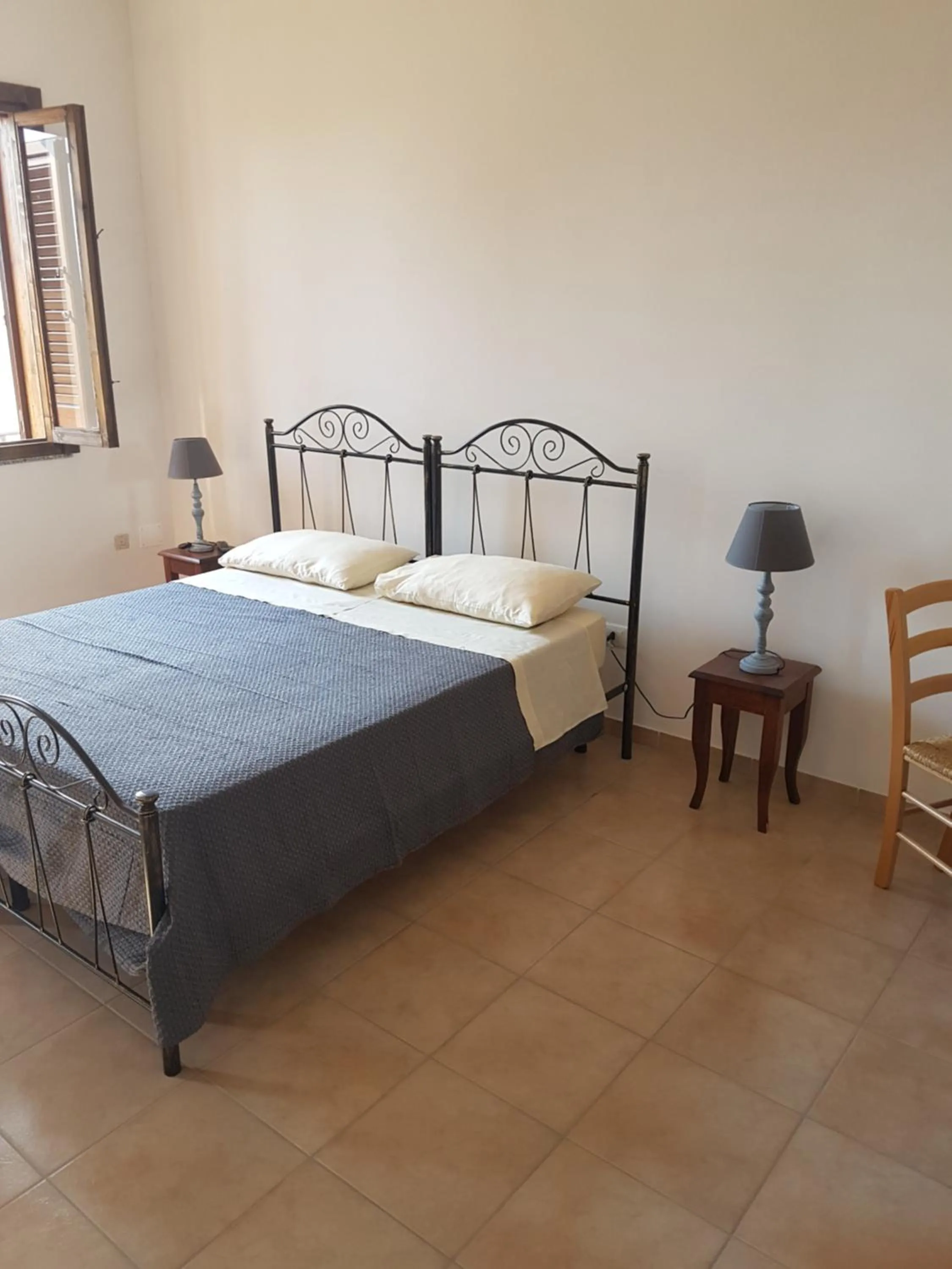 Bed in BBda Fabio