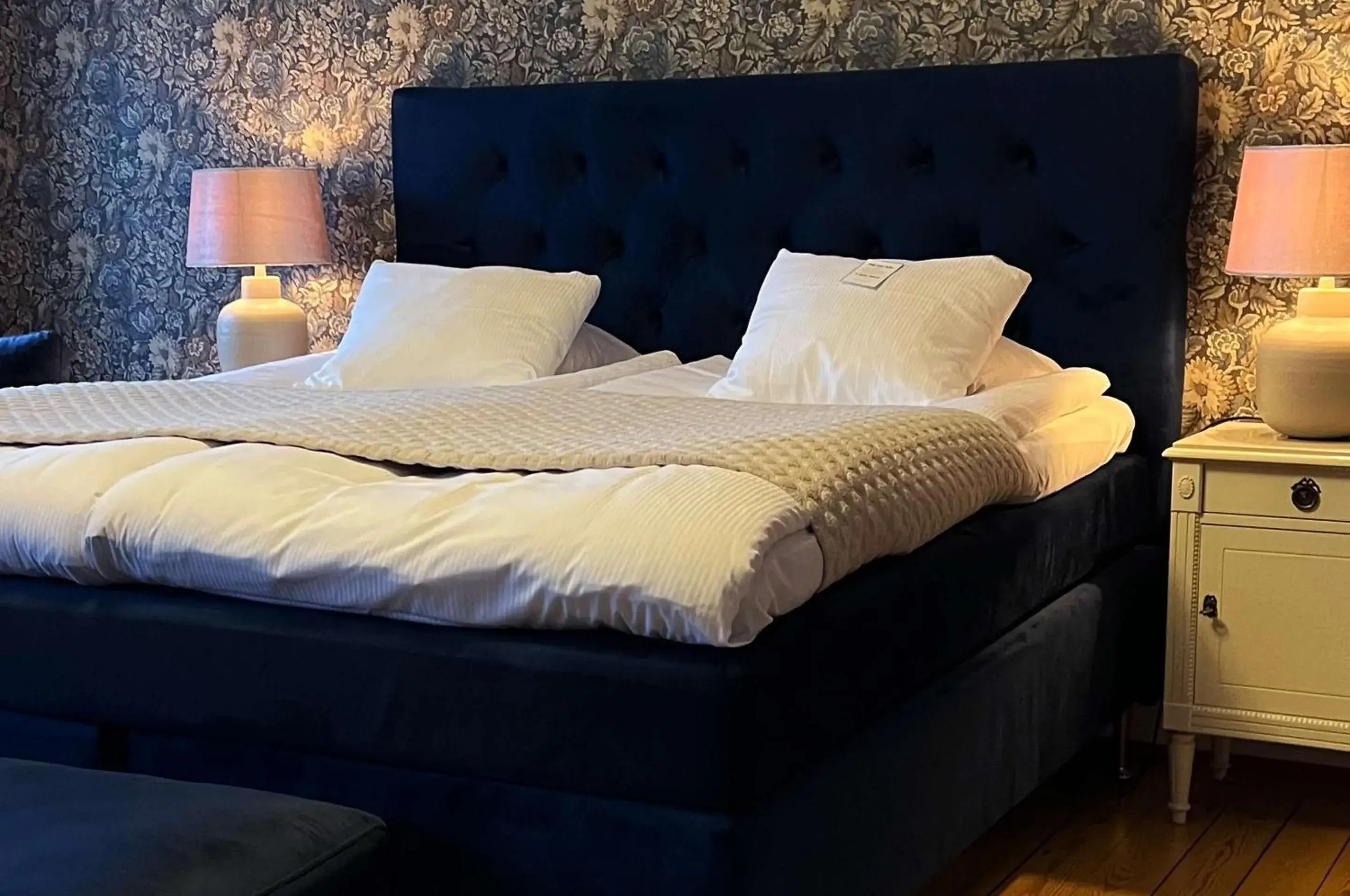 Bedroom, Bed in Best Western Motala Stadshotell Bedroom, Bed in Best Western Motala Stadshotell