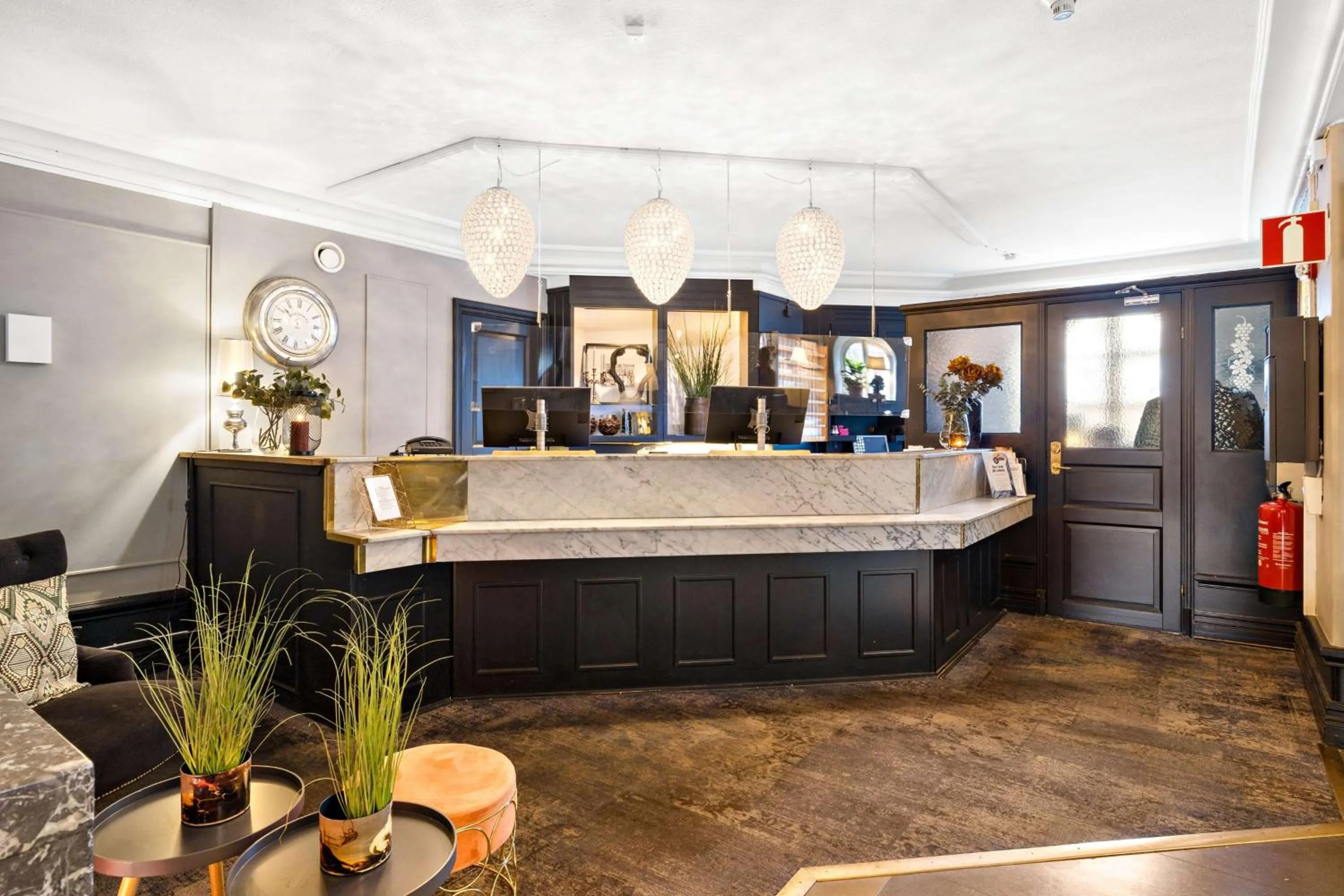Lobby or reception in Best Western Motala Stadshotell