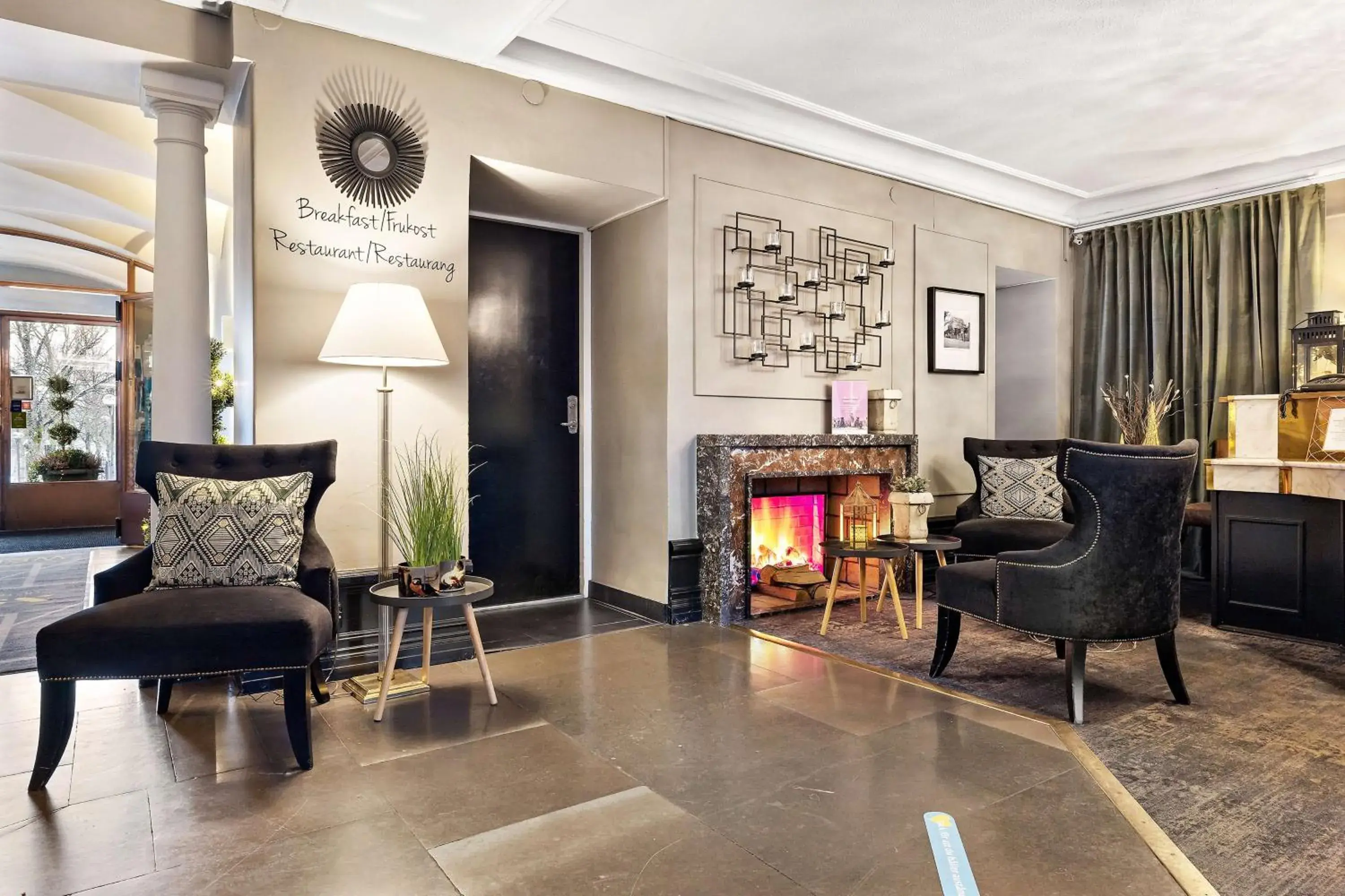 Lobby or reception in Best Western Motala Stadshotell Lobby or reception in Best Western Motala Stadshotell