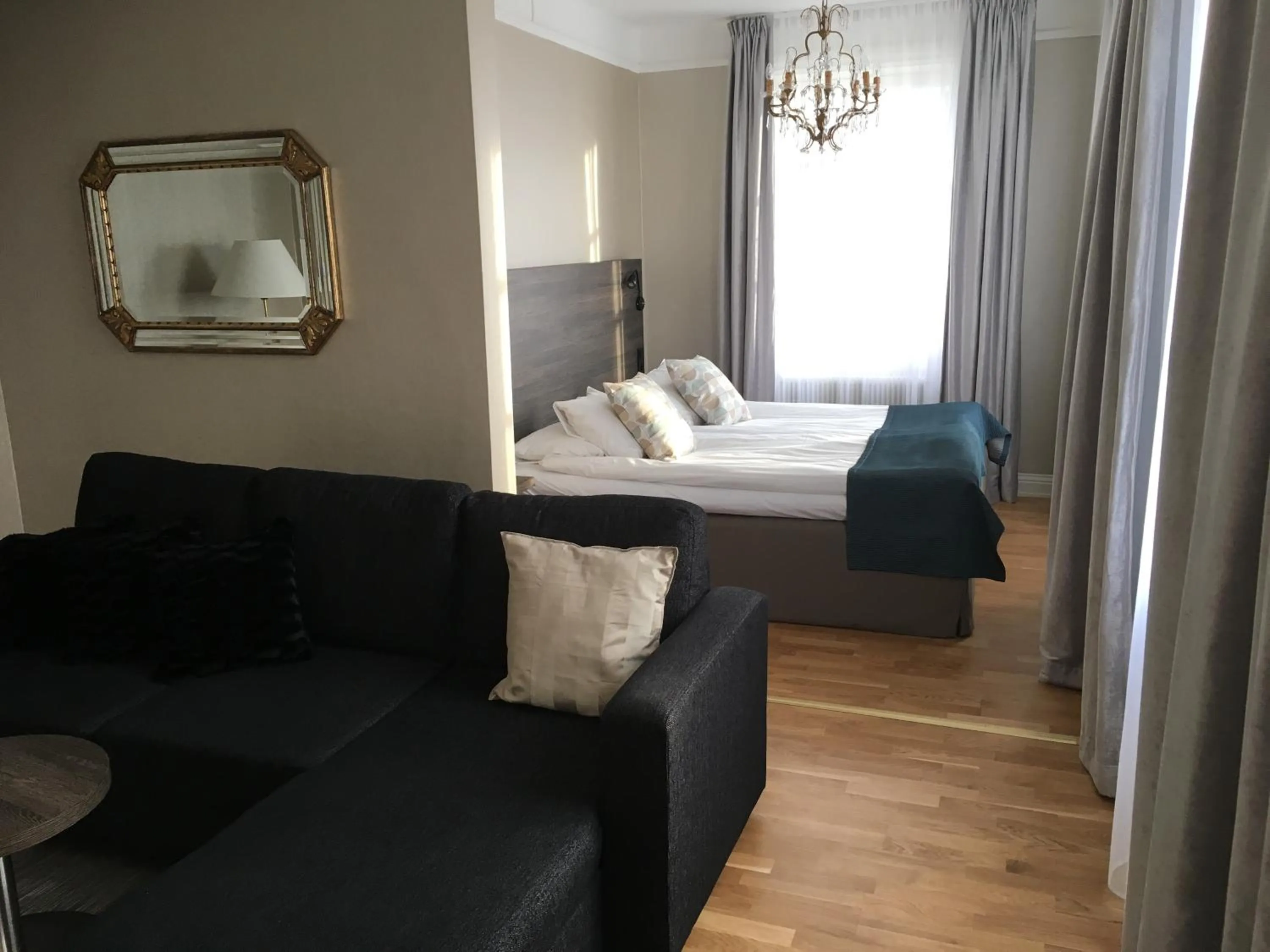 Photo of the whole room in Best Western Motala Stadshotell