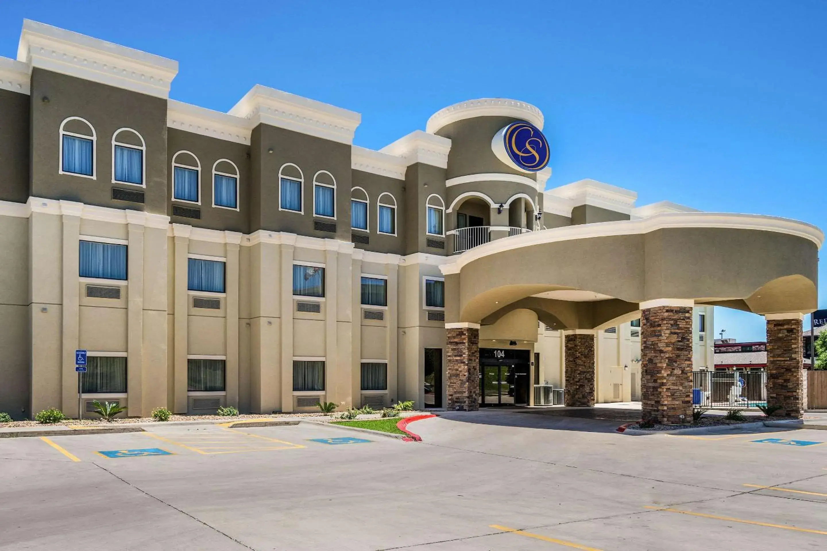 Property building in Comfort Suites Near Texas State University Property building in Comfort Suites Near Texas State University
