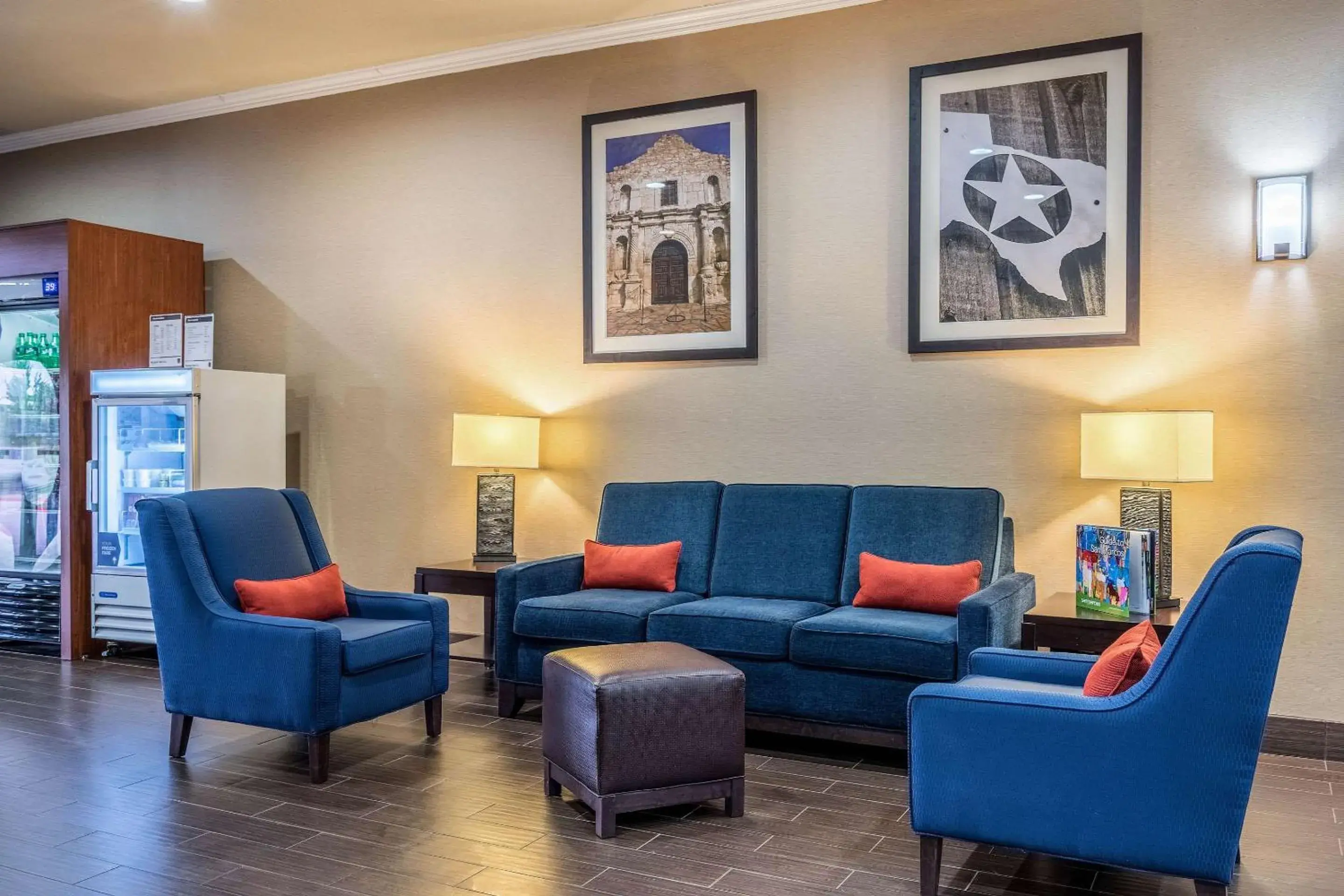 Lobby or reception in Comfort Suites Near Texas State University Lobby or reception in Comfort Suites Near Texas State University