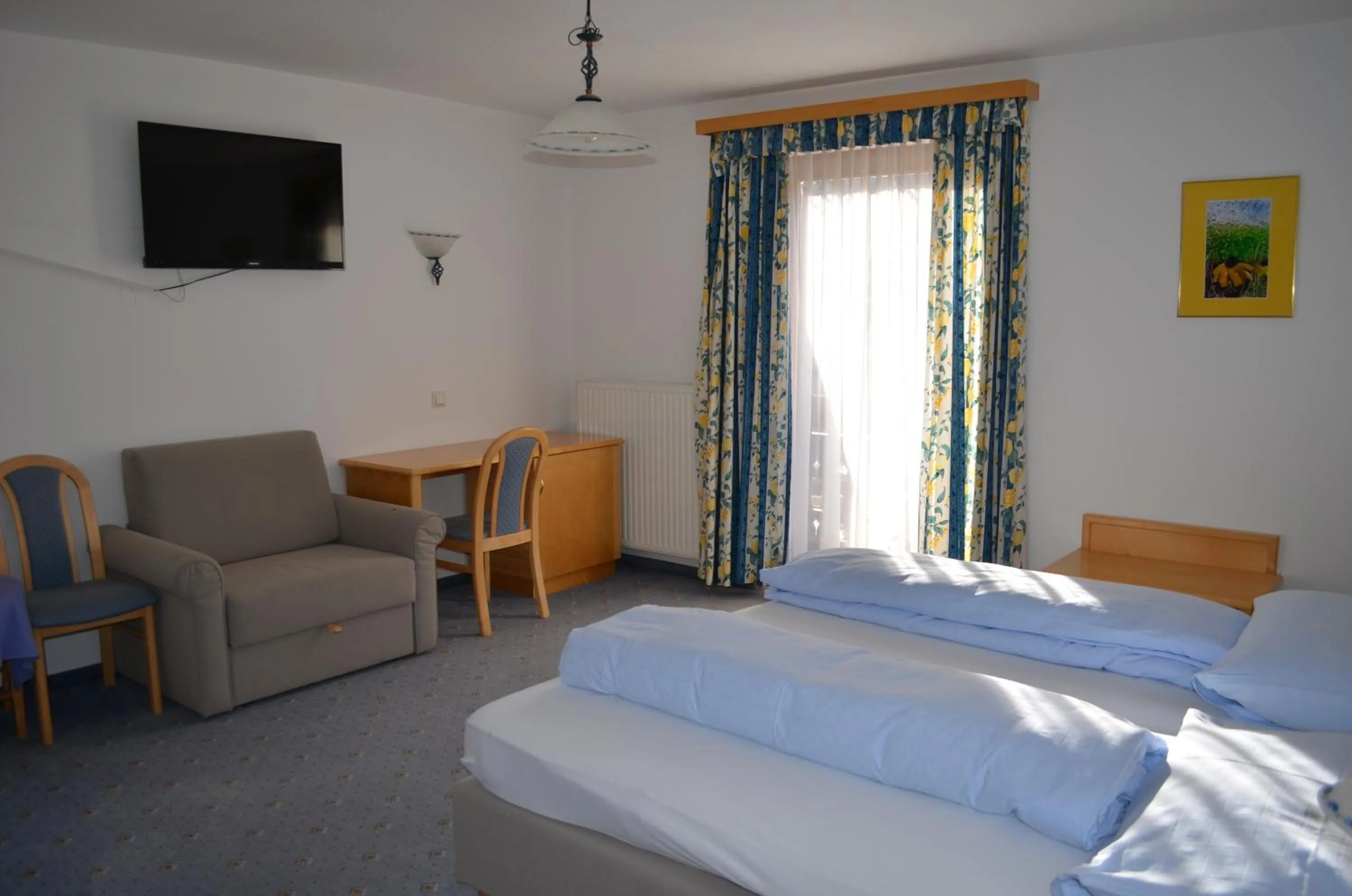 Bed in Gasthof Alte Tanne