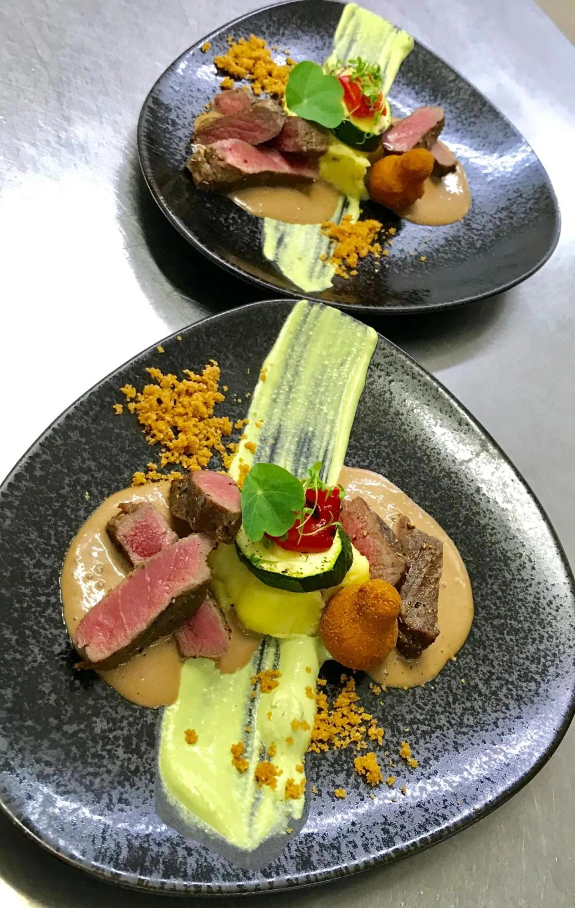 Food and drinks in Hotel Gesser