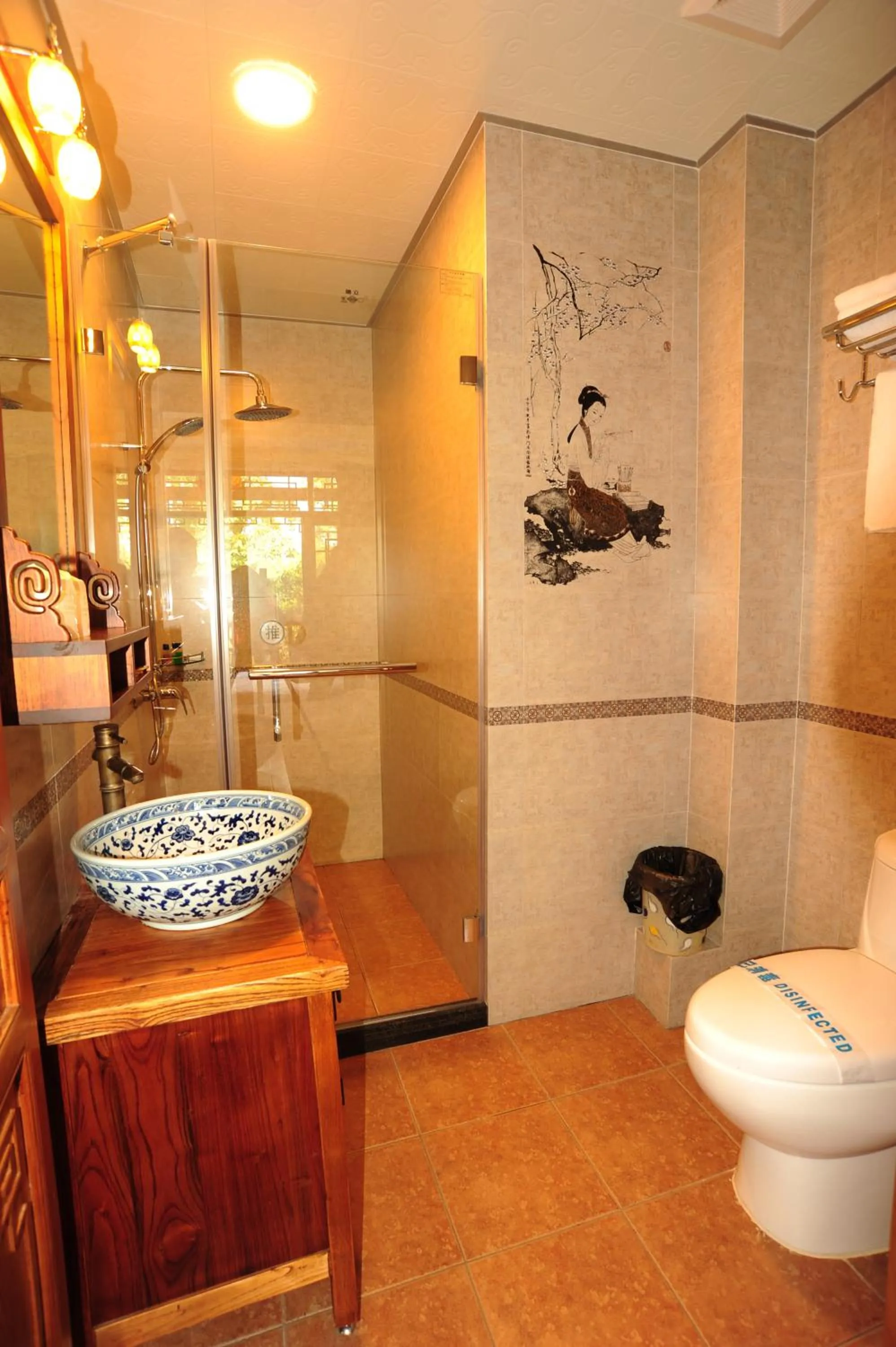 Bathroom in Yangshuo River View Hotel