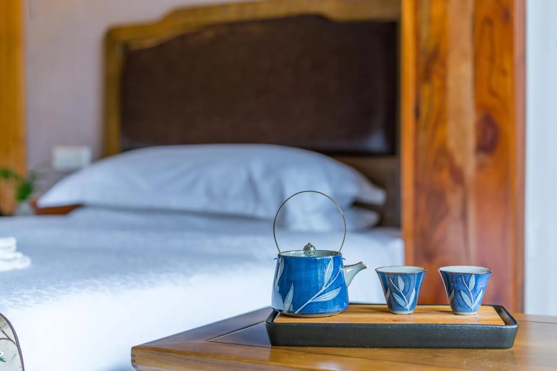 Coffee/tea facilities, Bed in Yangshuo River View Hotel