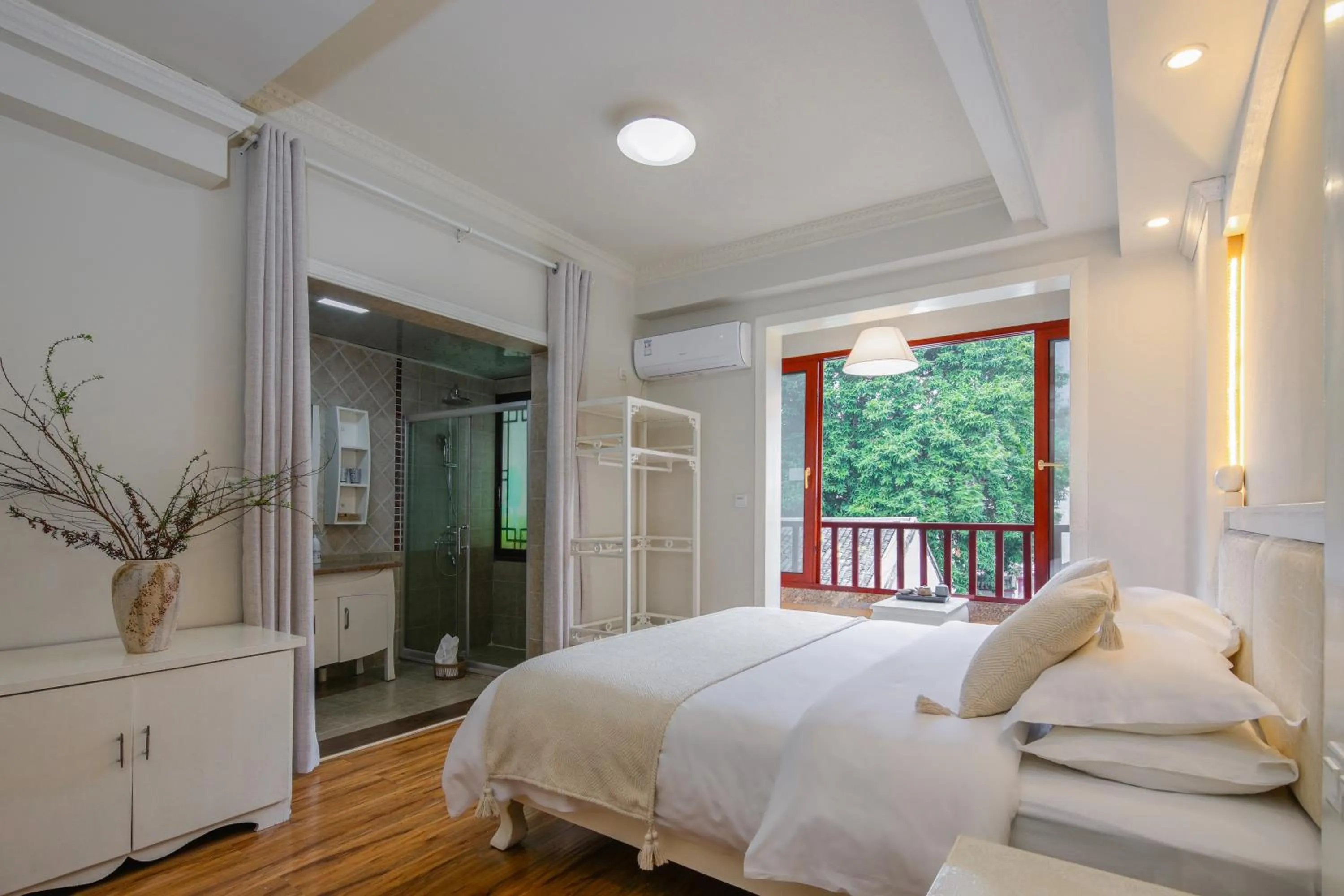 Bed in Yangshuo River View Hotel