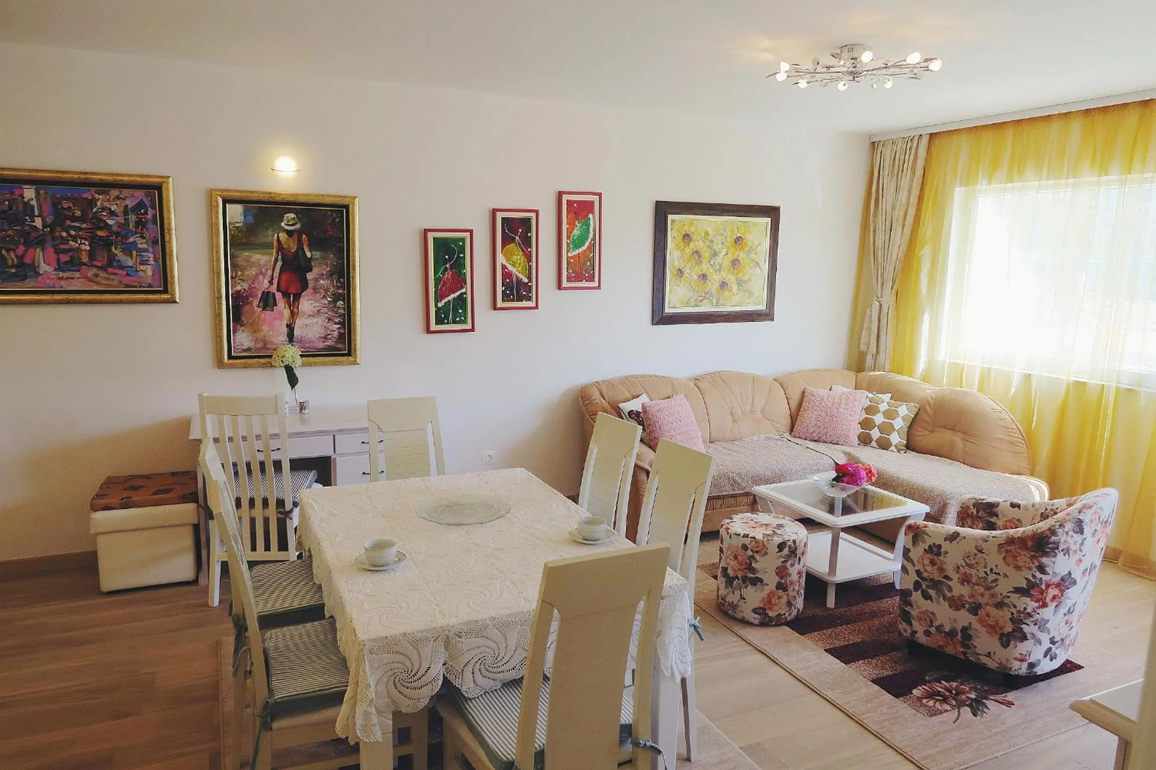 Living room in Sweet Dream 2
