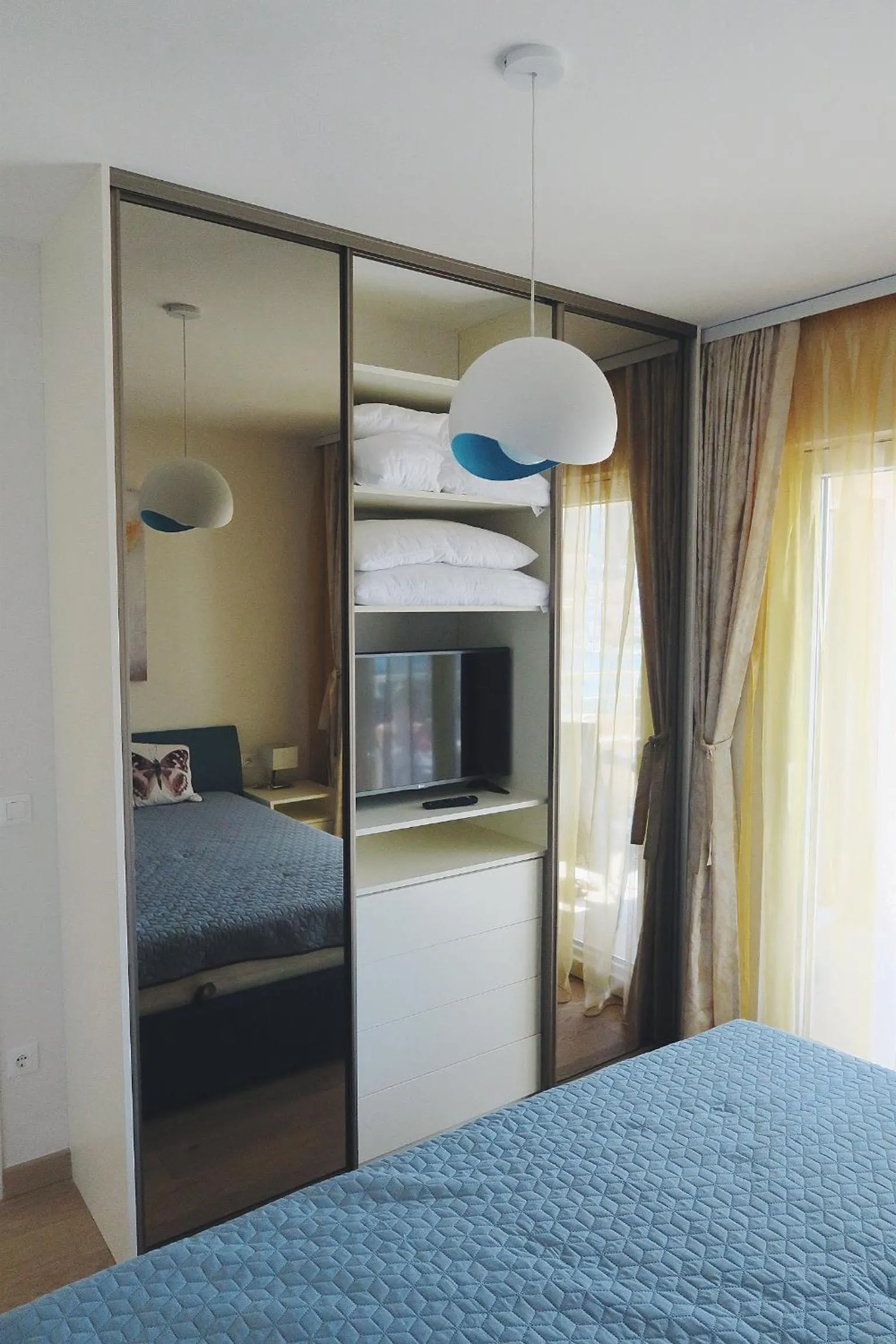 Bedroom, Bed in Sweet Dream 2