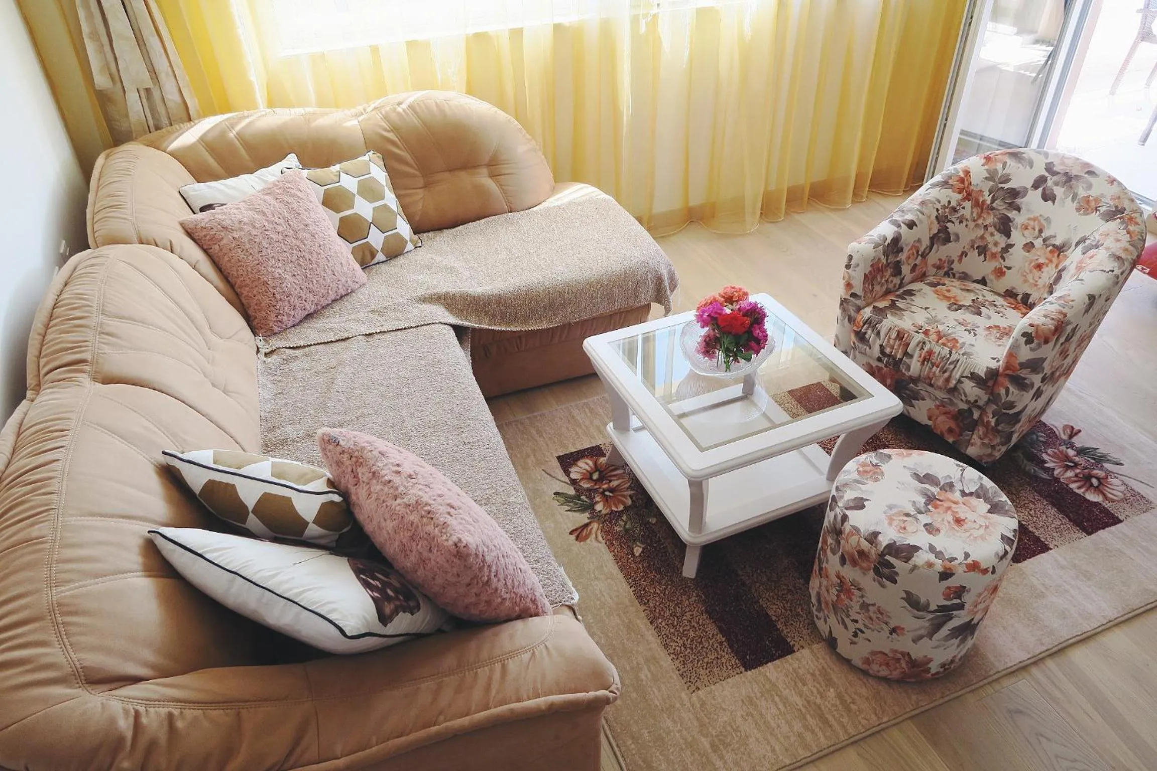 Living room in Sweet Dream 2