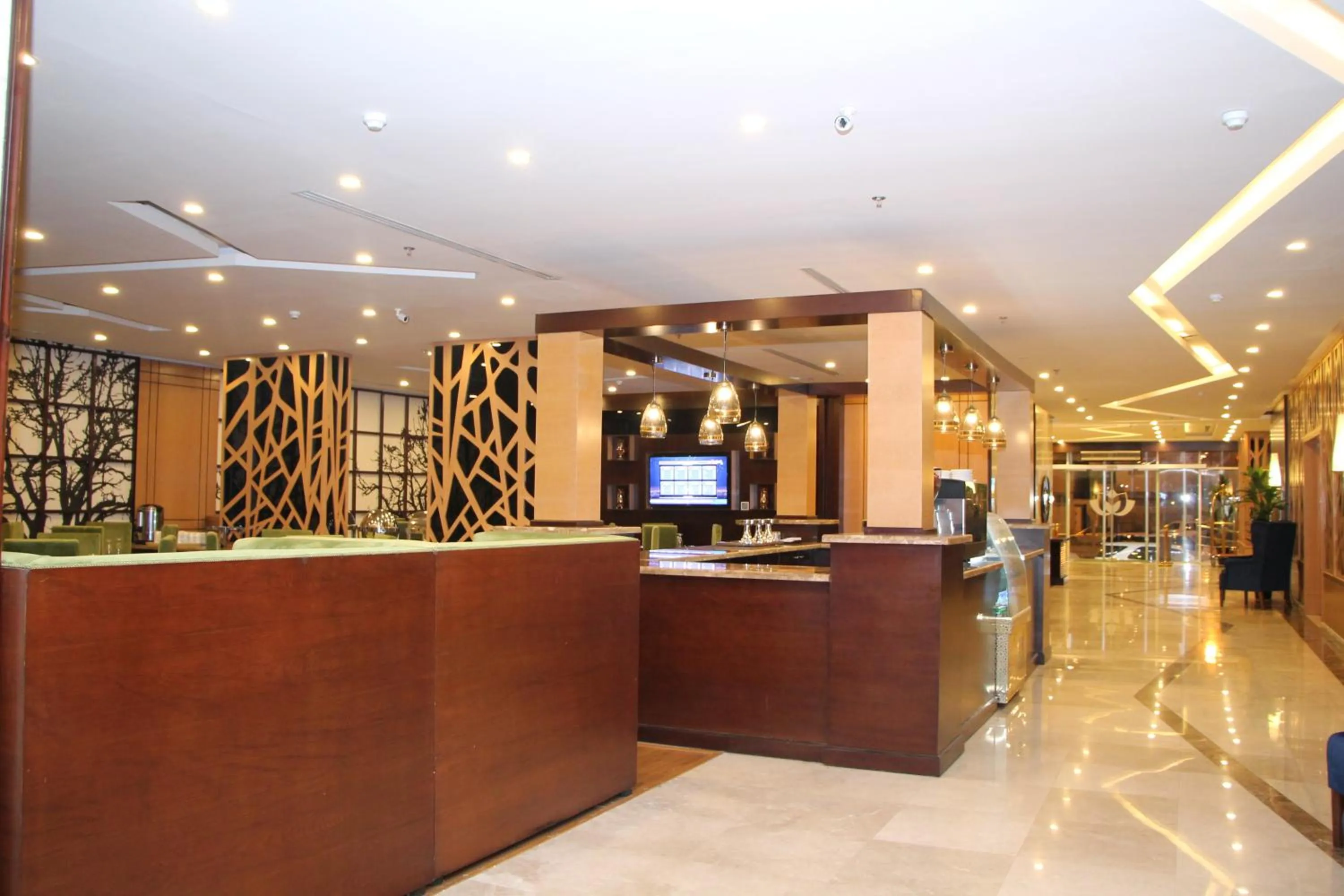 Dining area in Almuhaidb Residence Al Jubail