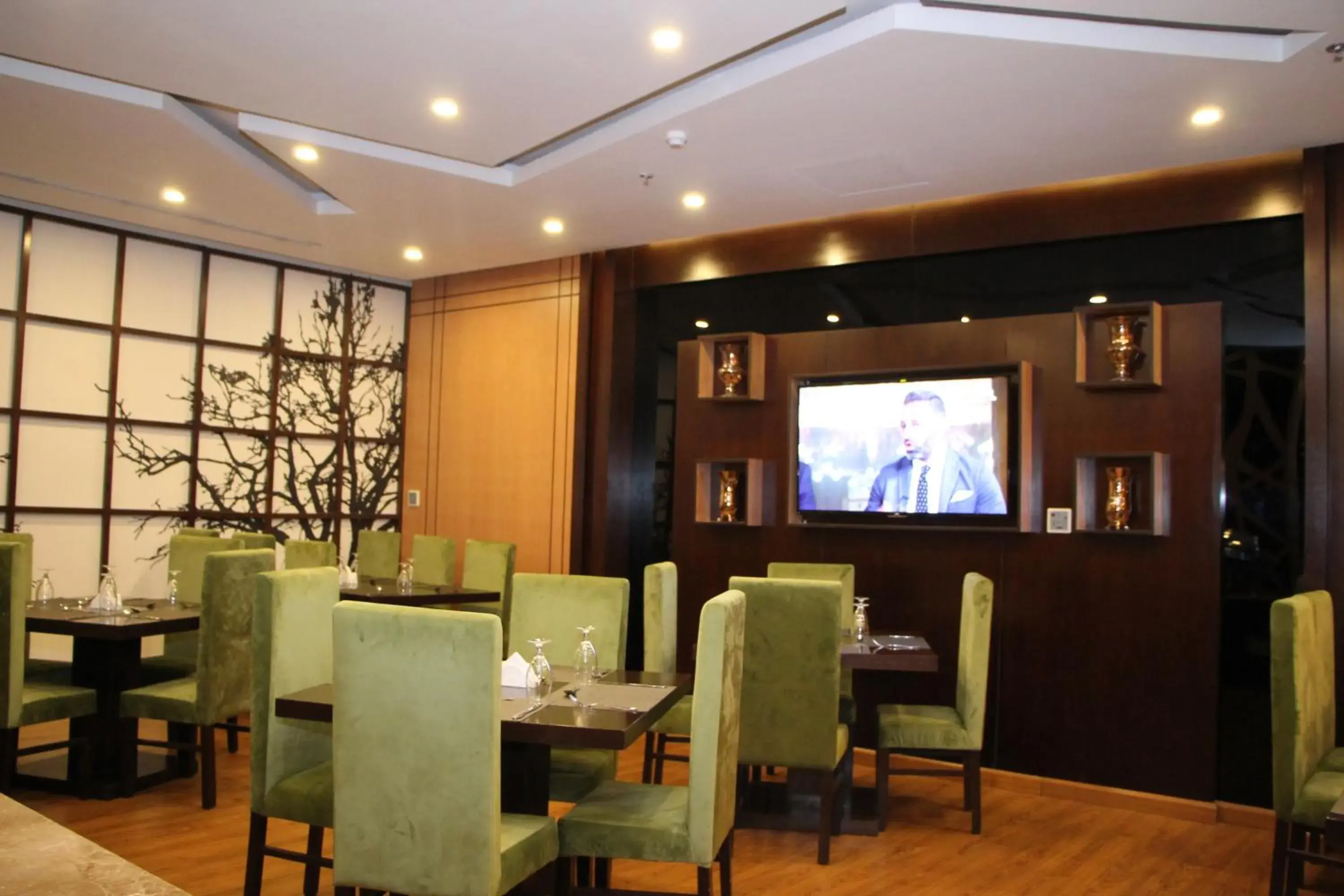 Restaurant/places to eat in Almuhaidb Residence Al Jubail Restaurant/places to eat in Almuhaidb Residence Al Jubail