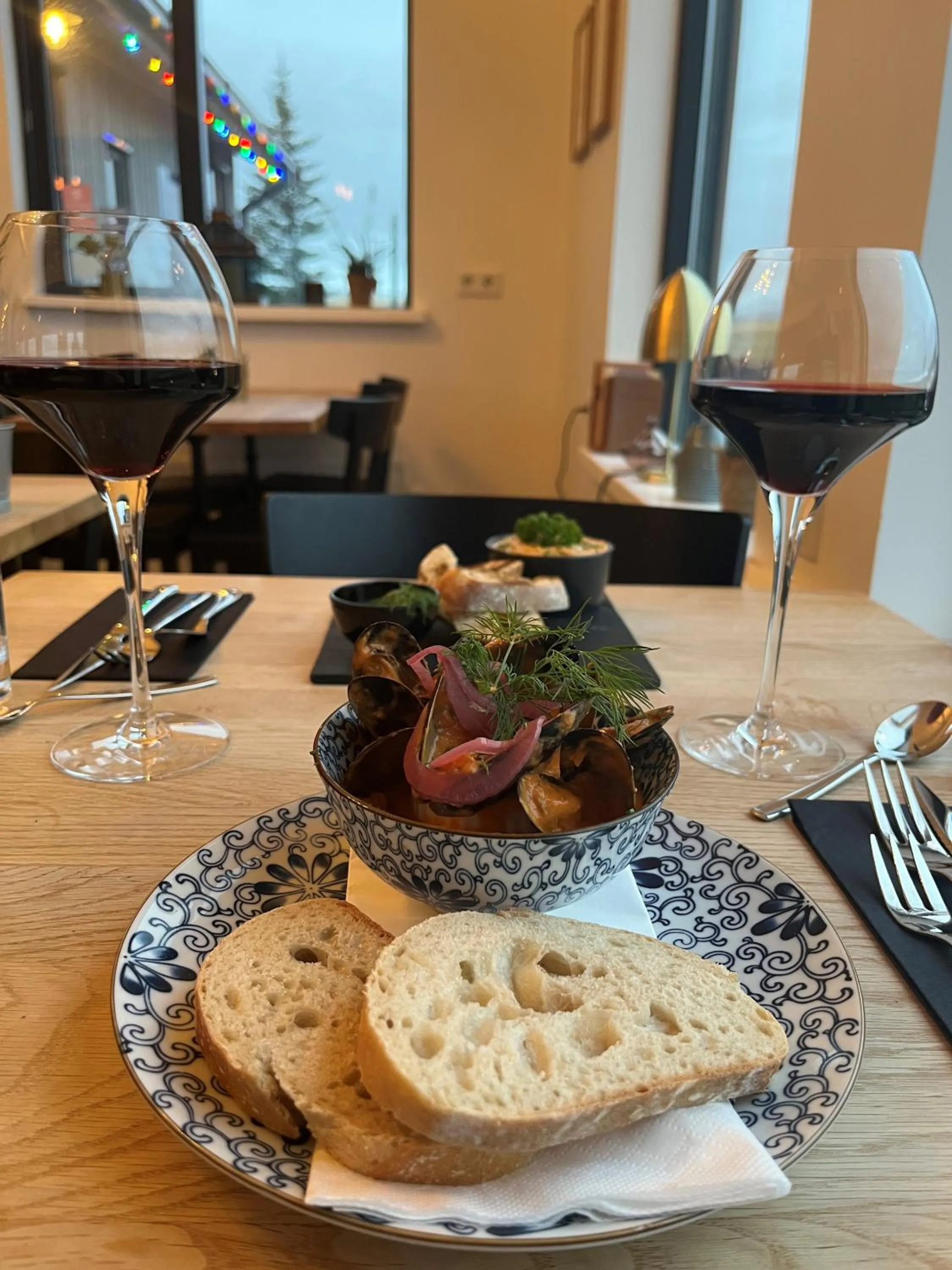 Food and drinks in Magma Hotel