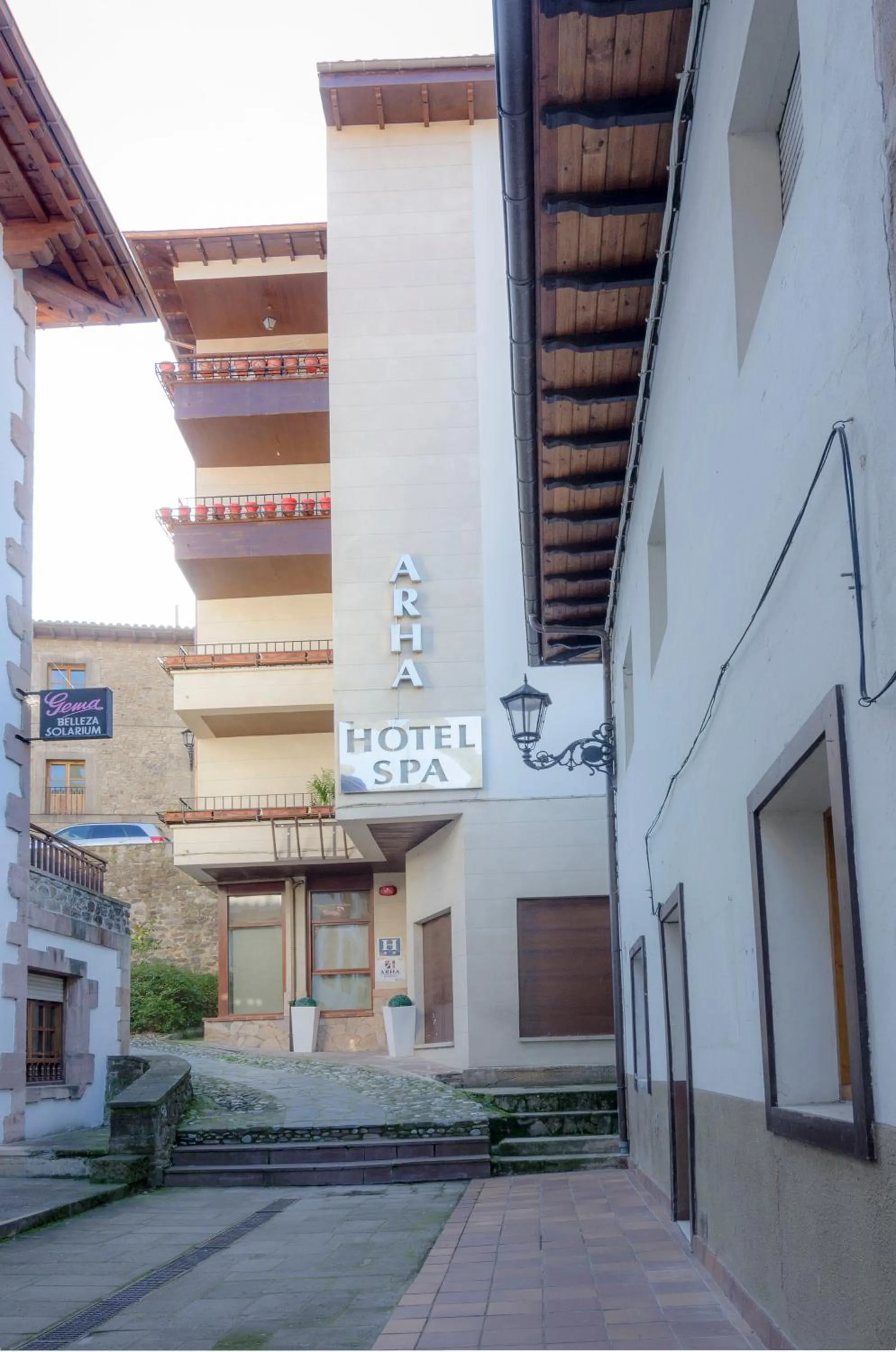 Facade/entrance in Hotel Arha Potes & Spa